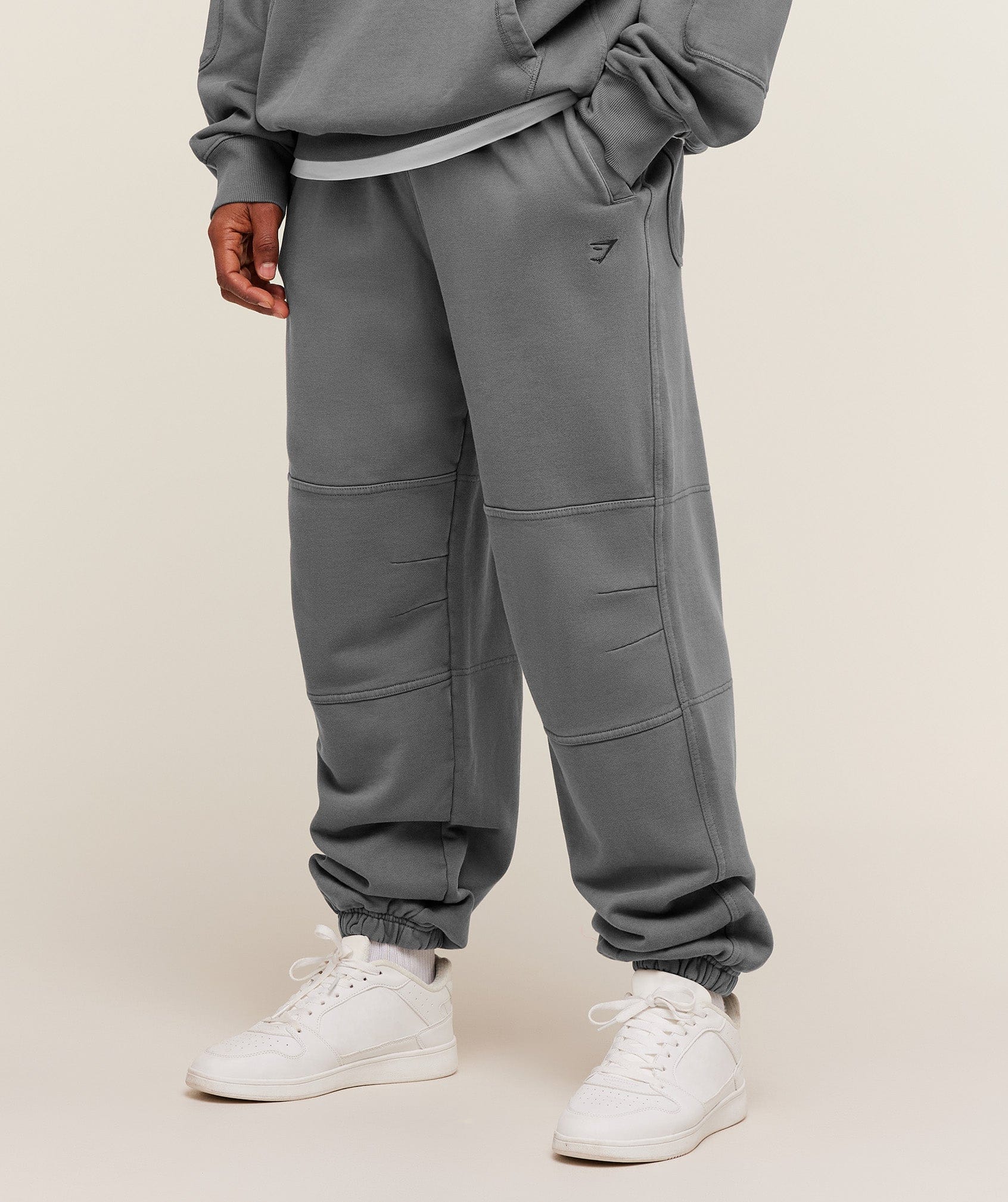 Gymshark Premium Heavyweight Jogger Pitch Grey