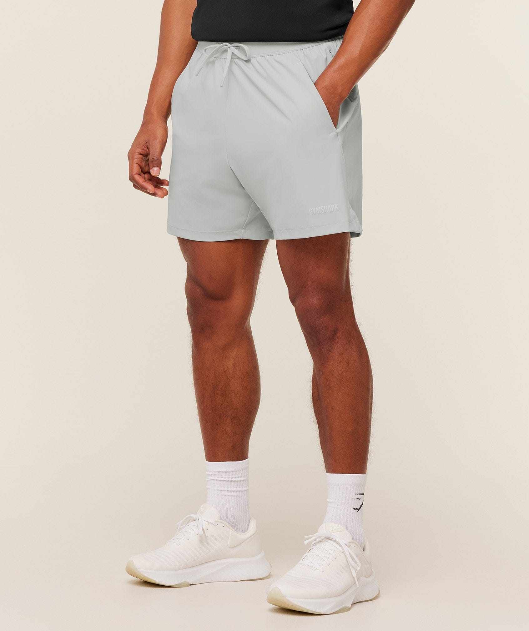 Gymshark Active Rest 6" Shorts Light Grey