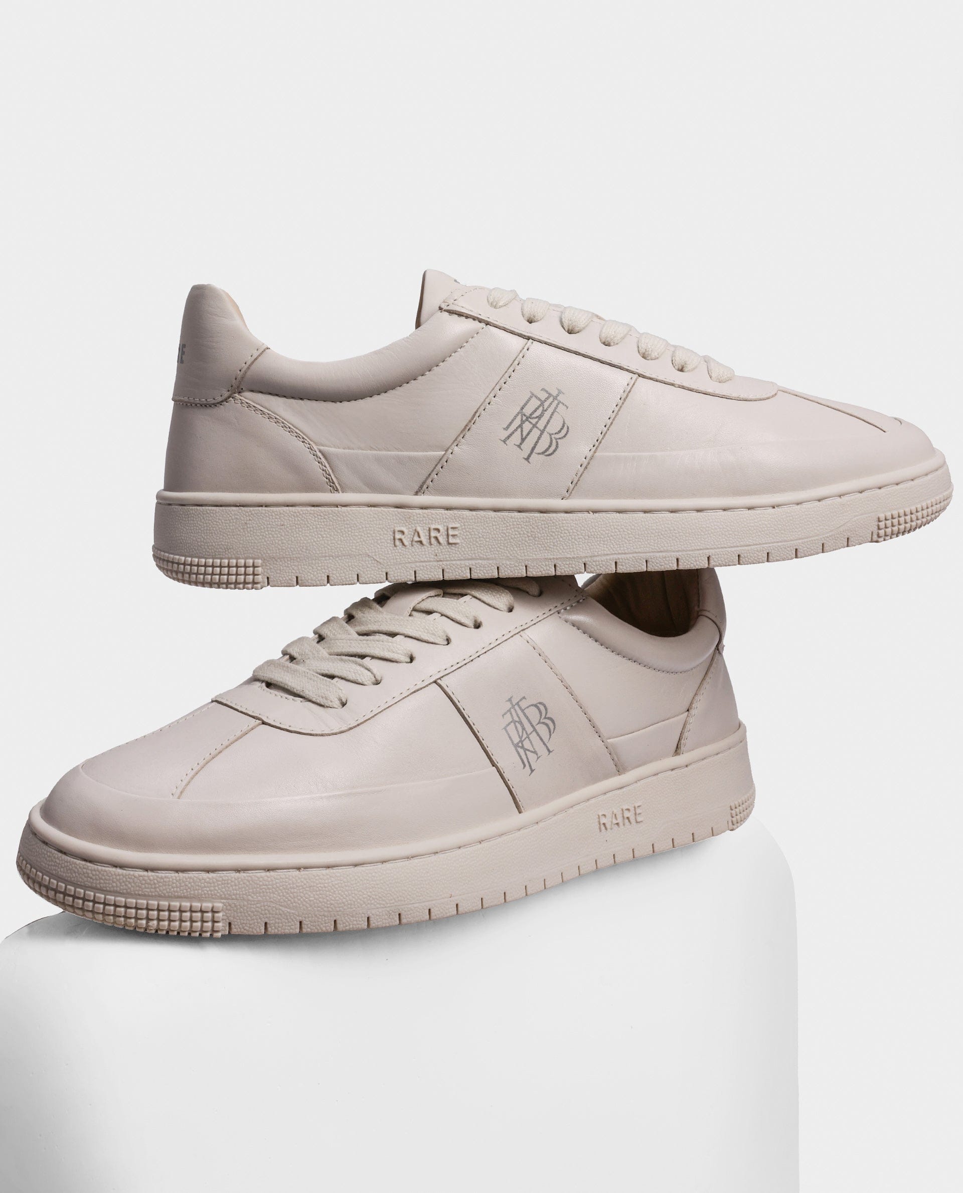 RAREZ Rare Rabbit Men's Stellara Light Ivory Leather Low - Top Lace - Up Sneaker Shoes