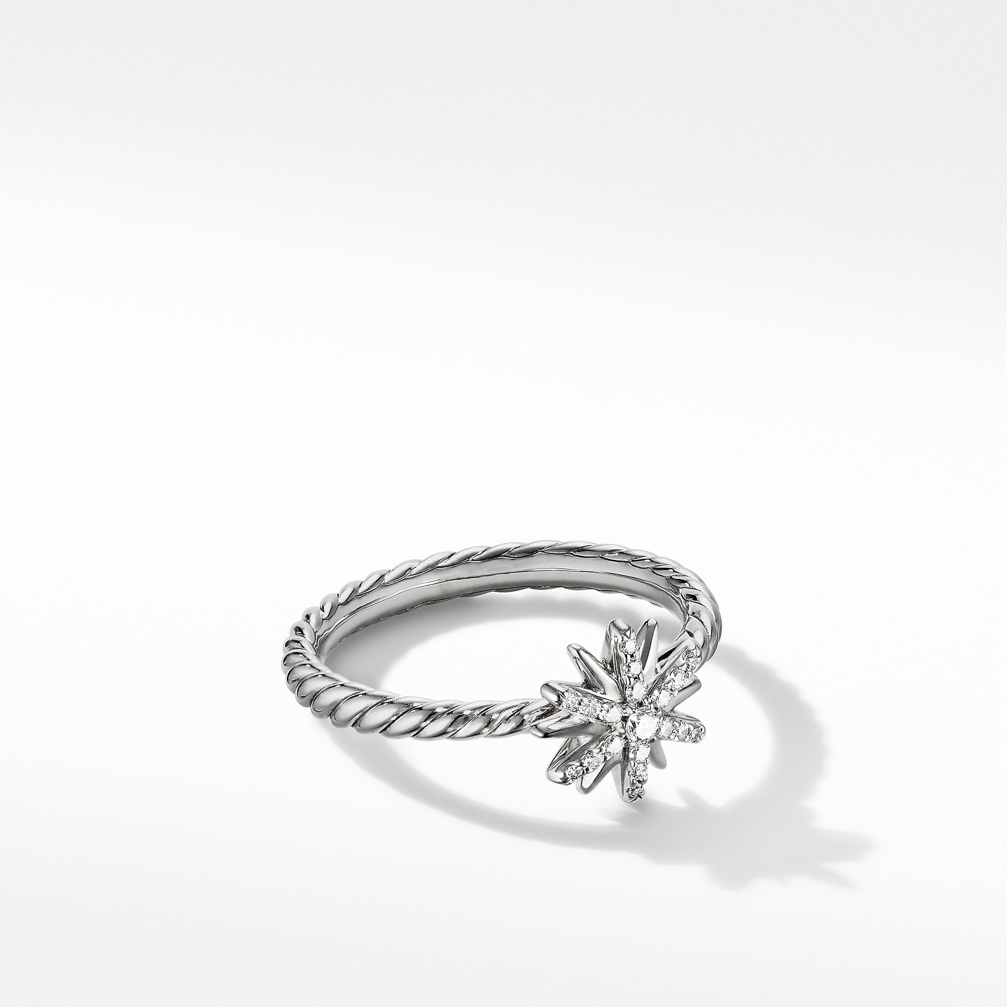 David Yurman Petite Starburst Station Ring with Pavé Diamonds - R16399DSSADI