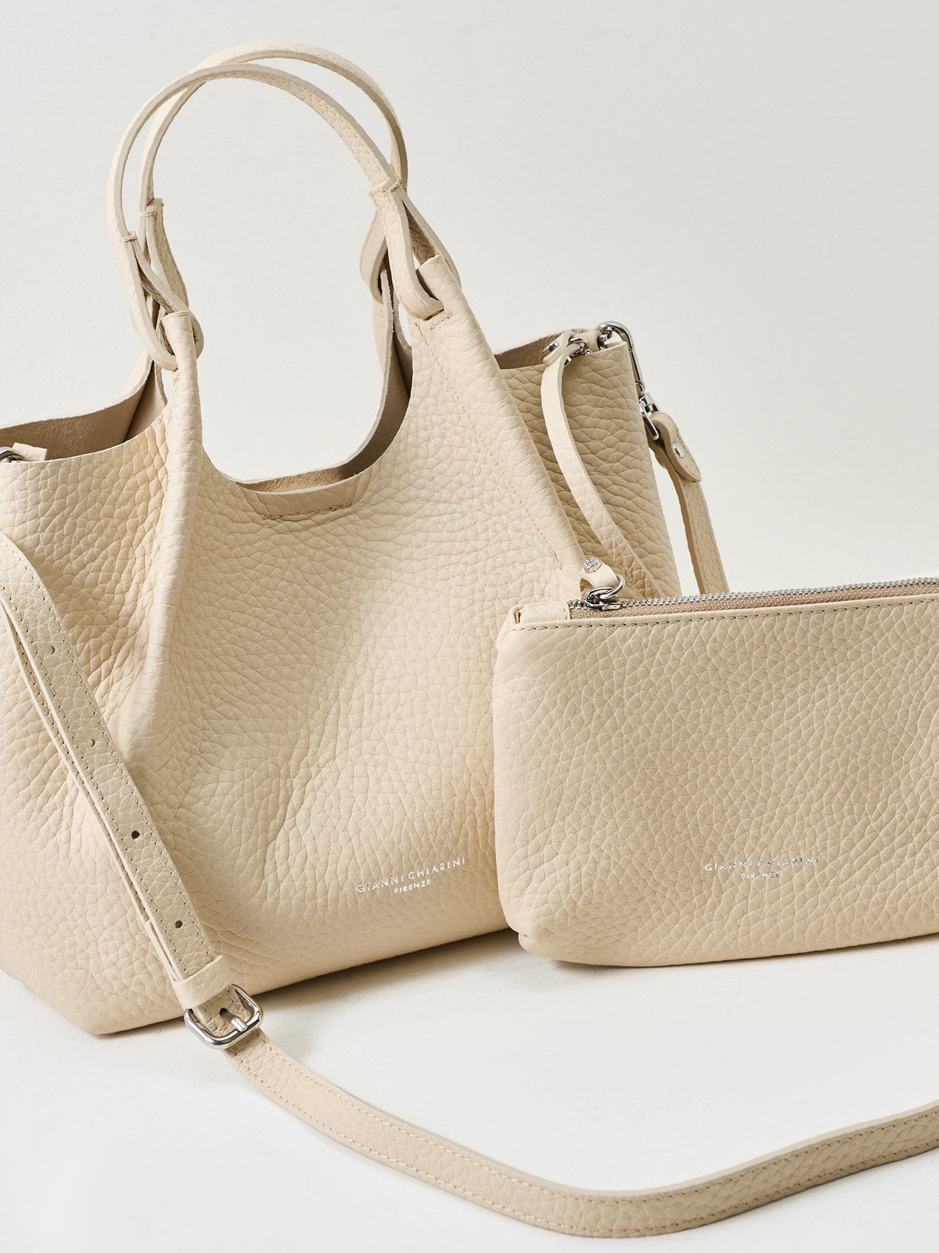 Gianni Chiarini Dua Medium Crossbody Bag White