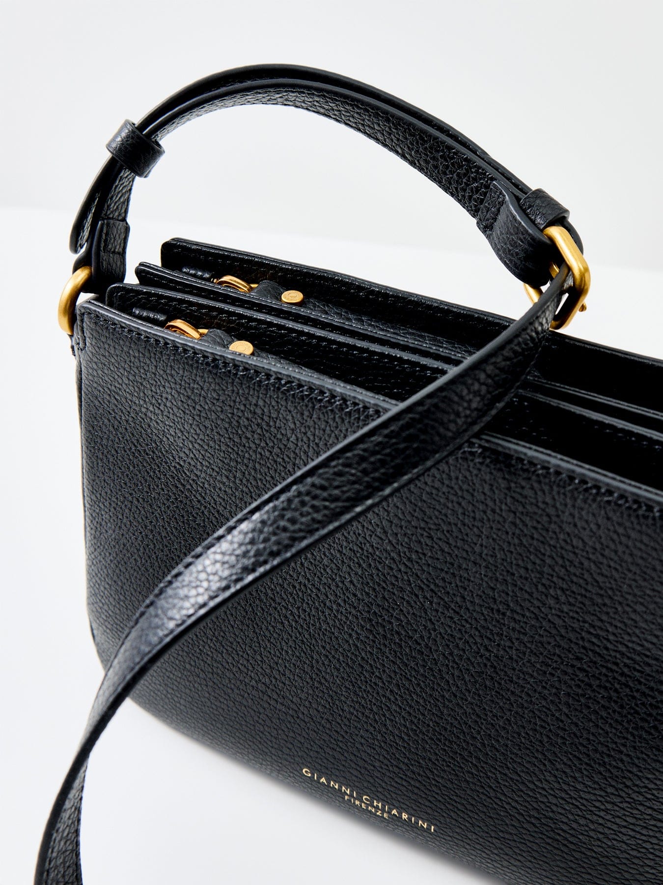 Gianni Chiarini Laura Crossbody Black
