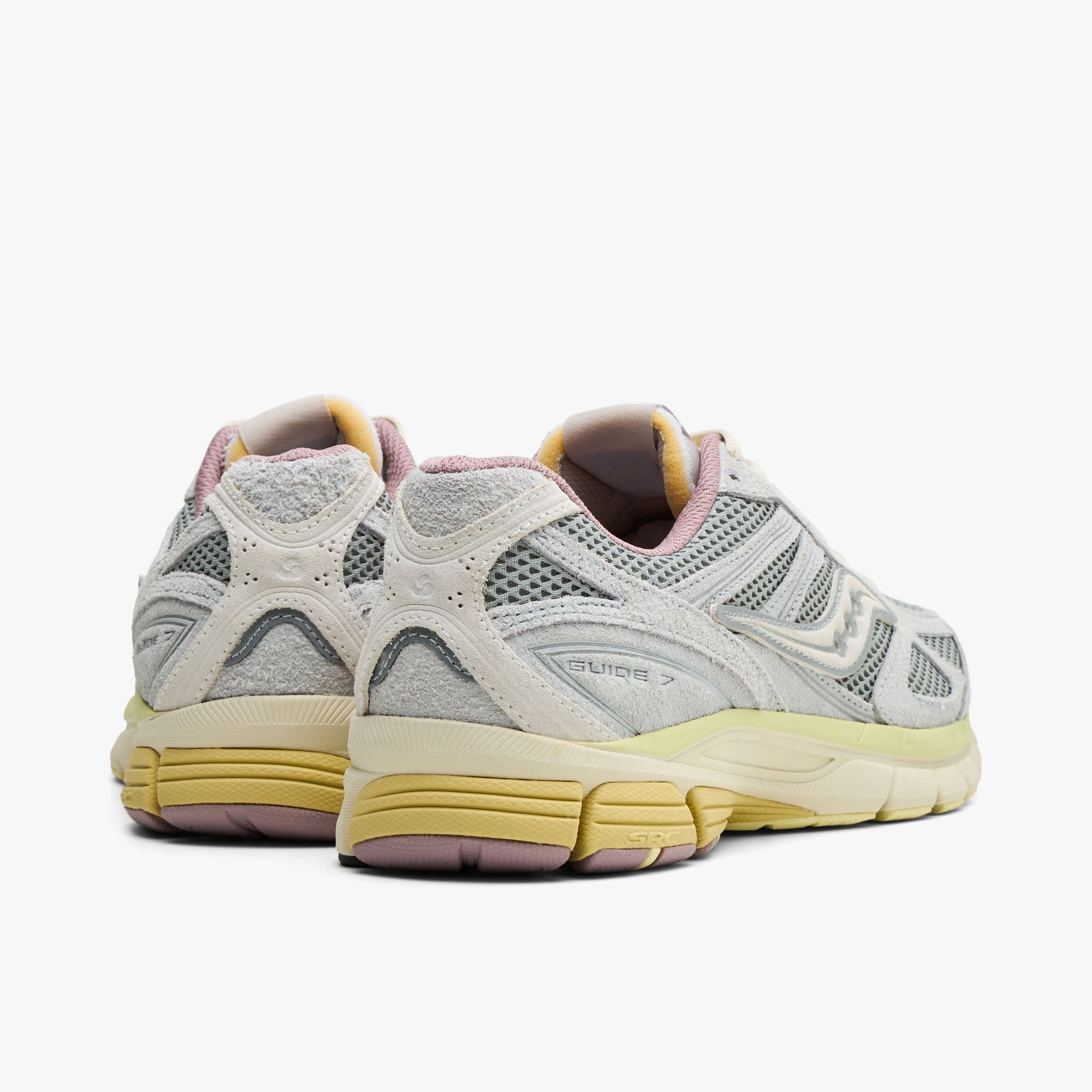 Saucony x 3sixteen Guide v7.3 / Graphite