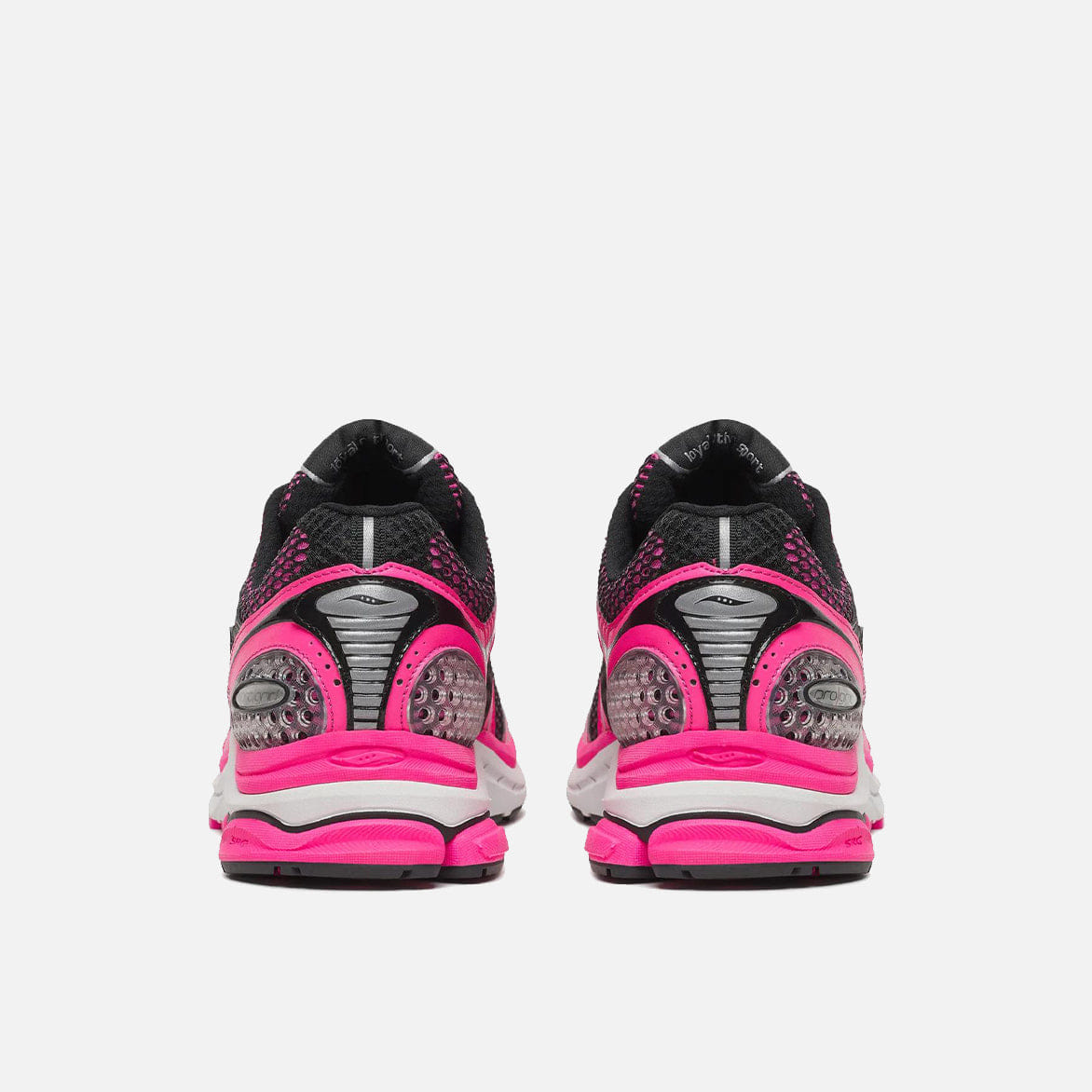 Saucony PROGRID TRIUMPH 4 CHROME - SHOCK