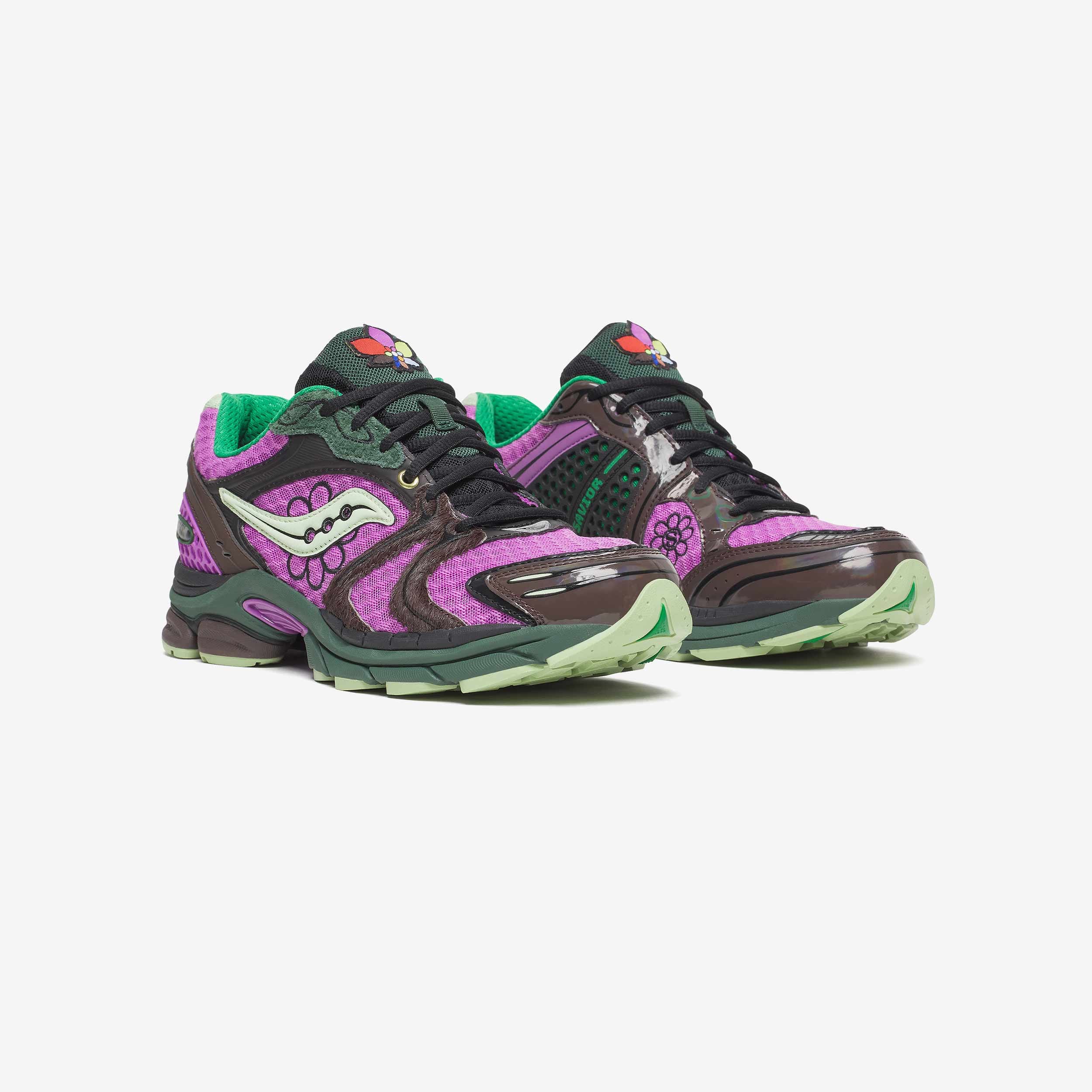 Saucony Progrid Triumph 4 x Jae Tips