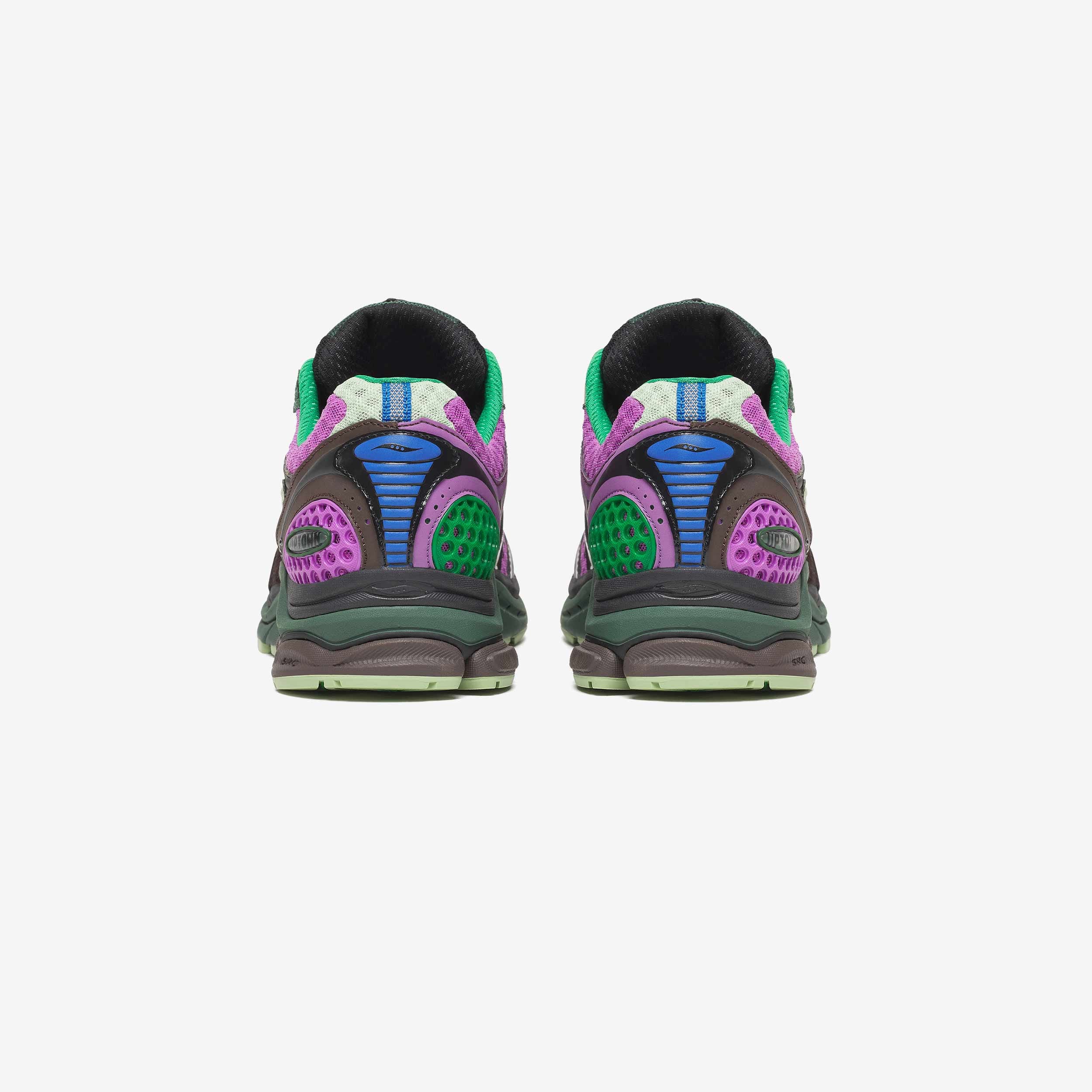 Saucony Progrid Triumph 4 x Jae Tips