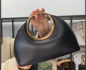 Jacquemus E26021890 Jacquemus Calino Ring Black Leather