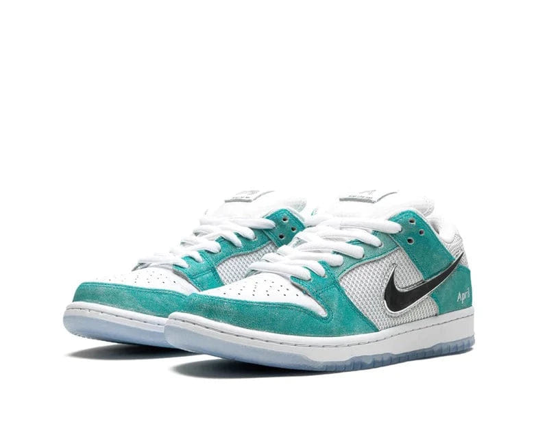My Store NIKE SB DUNK LOW APRIL SKATEBOARDS