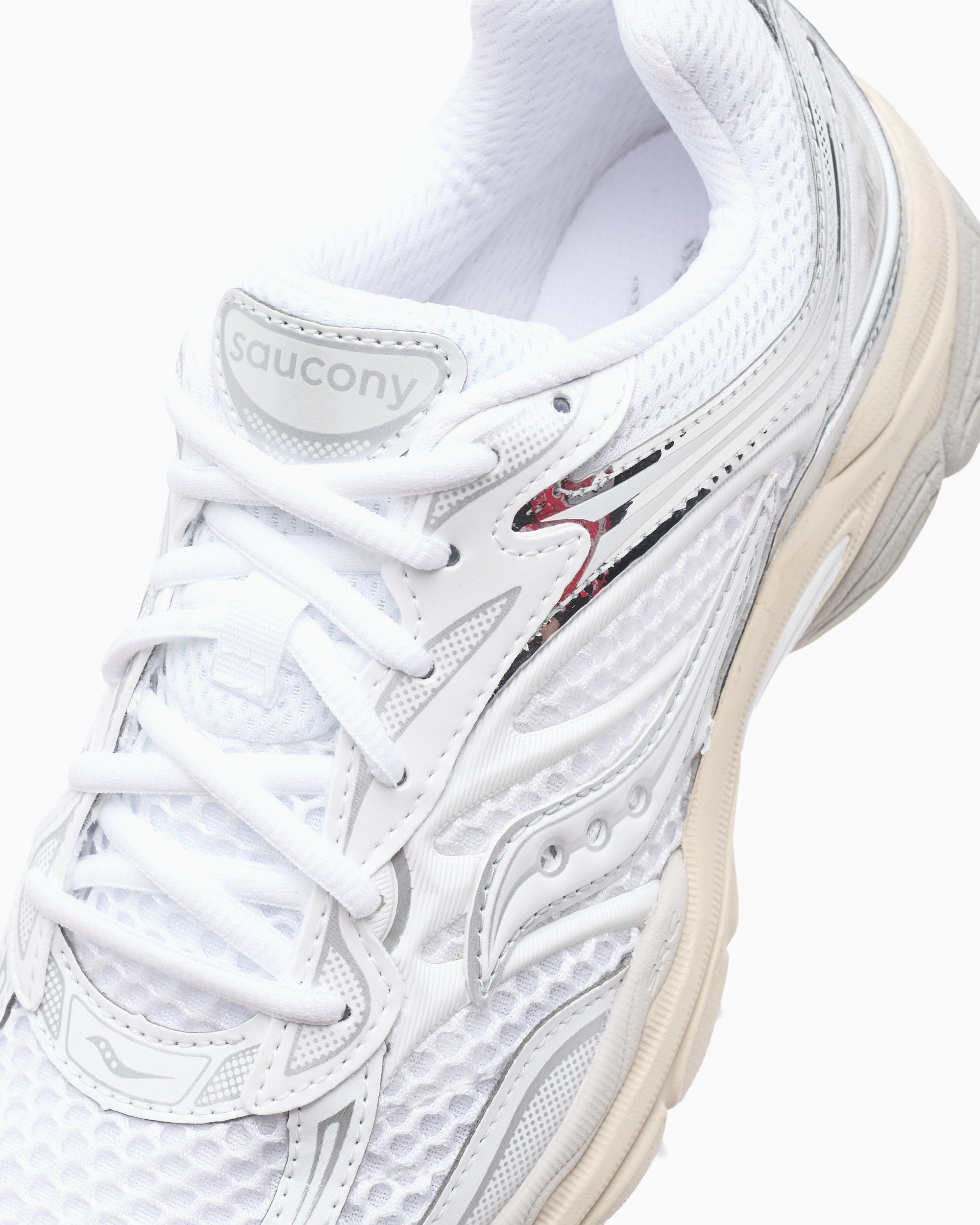 Saucony Progrid OMNI 9 OG White