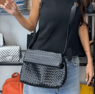 Bottega Veneta B26030446 Bottega Veneta Should Black Intrecciato