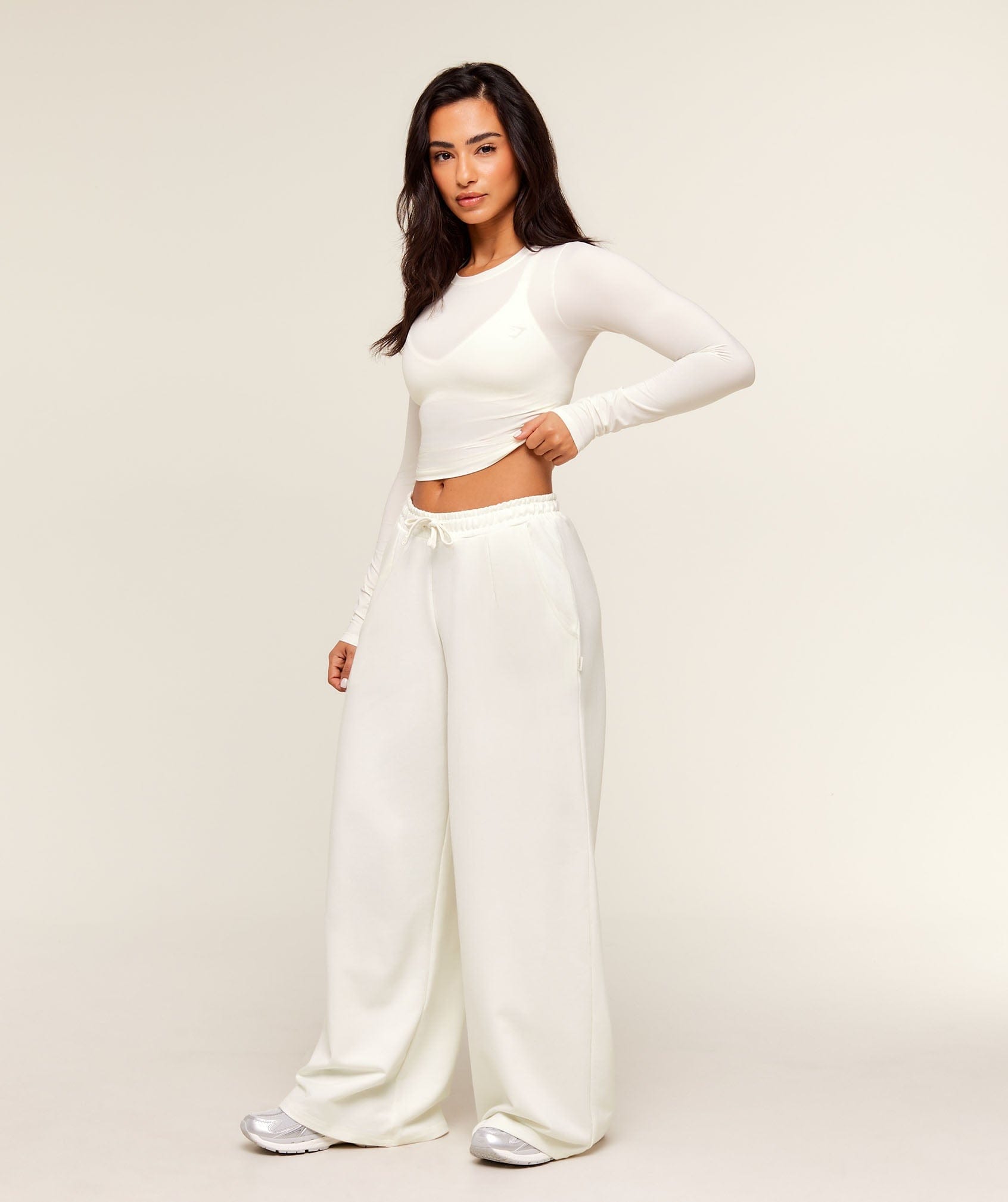 Gymshark Women's Gymshark Lightweight Wide Leg Pant Short Soft White