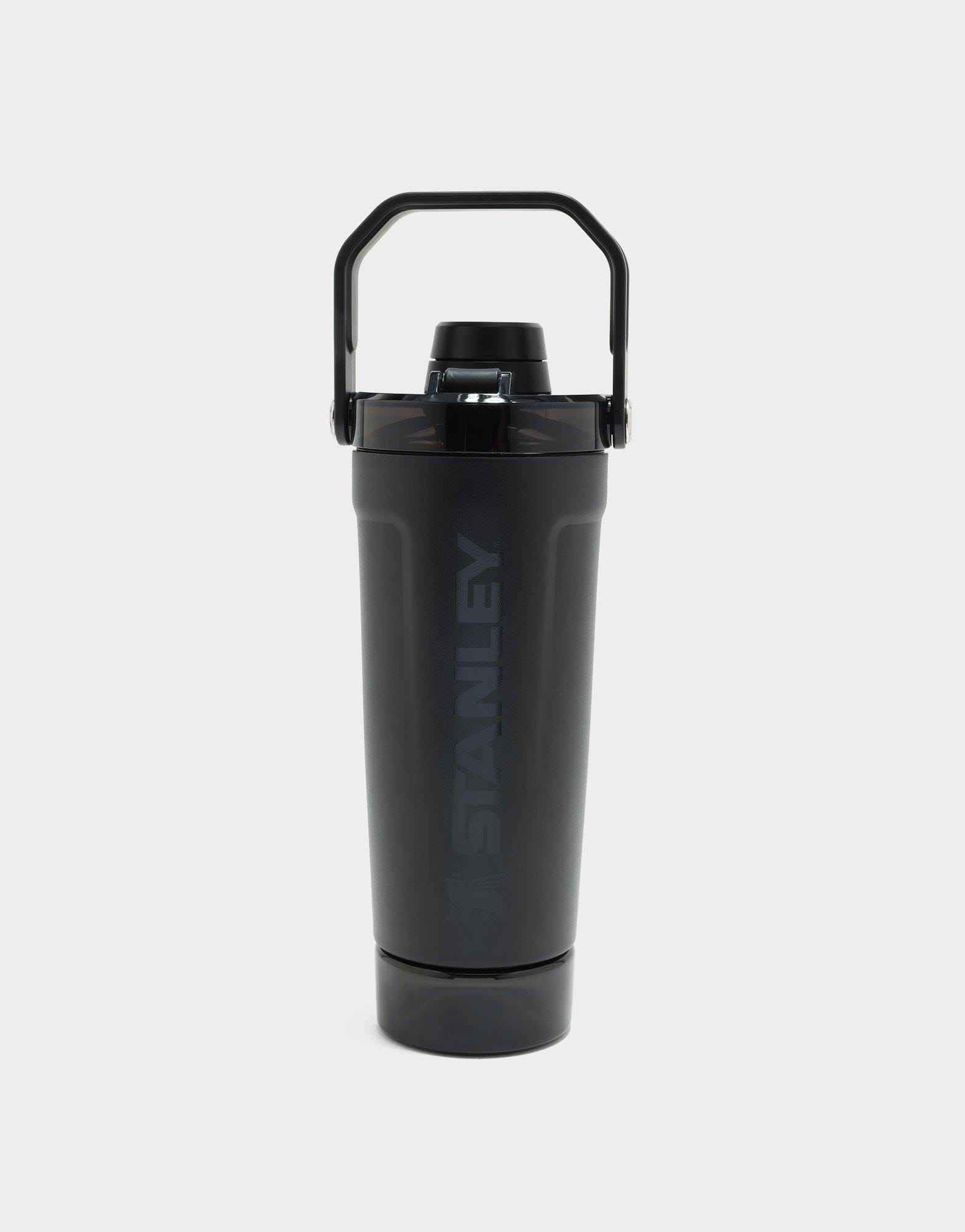 Stanley 20 oz Activate Shaker Bottle 2.0