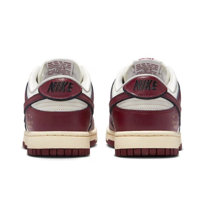 Team Wmns Dunk Low SE Sisterhood - Team Red