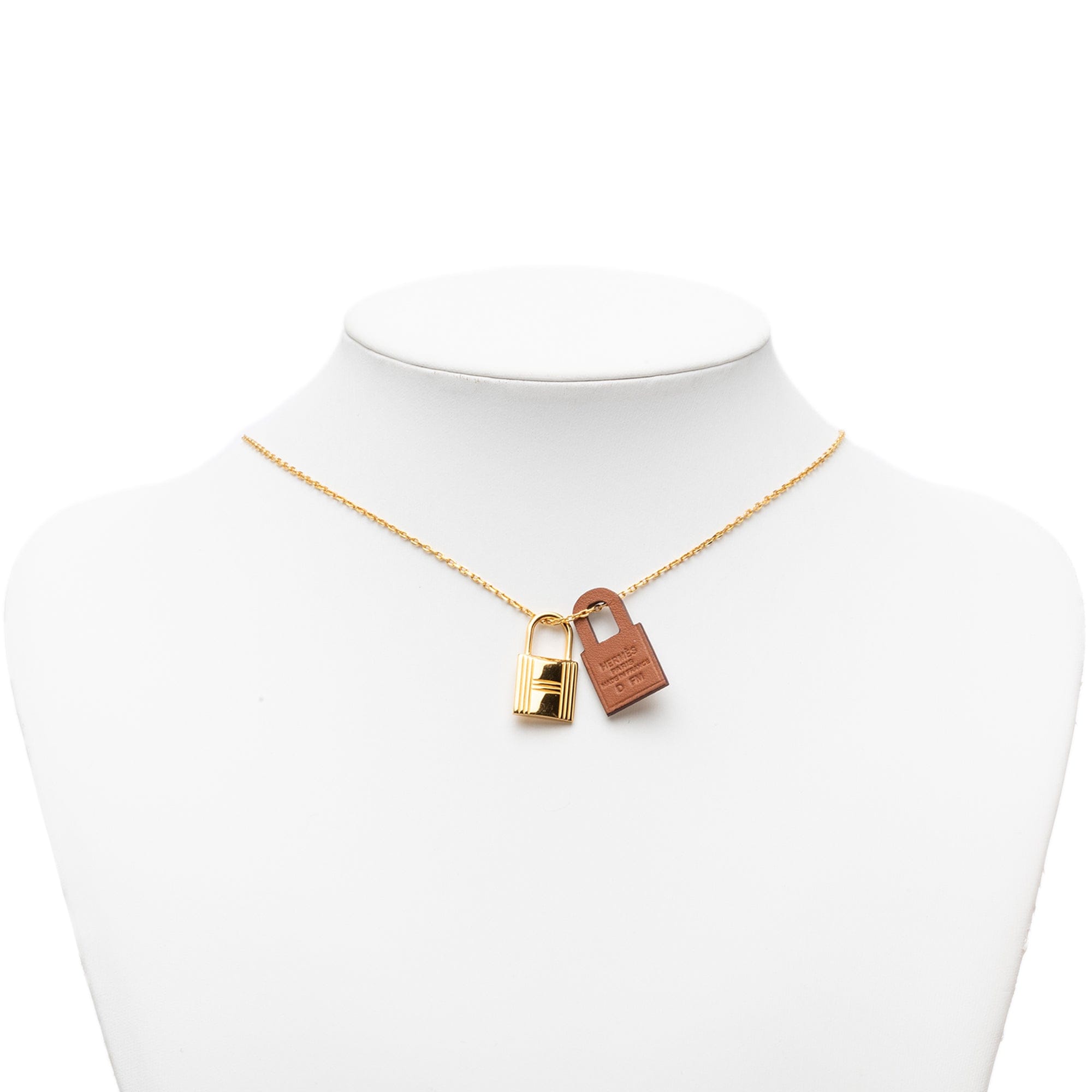 Hermès Gold Plated and Swift O Kelly Pendant Necklace