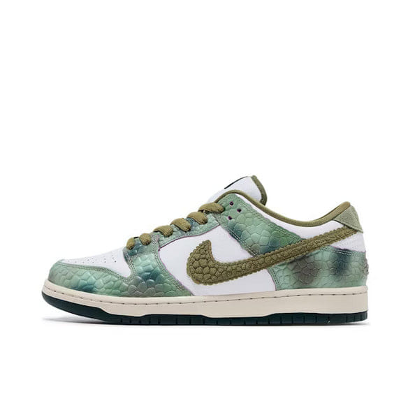 My Store Nike SB Dunk Low Alexis Sablone Chameleon - Preorder