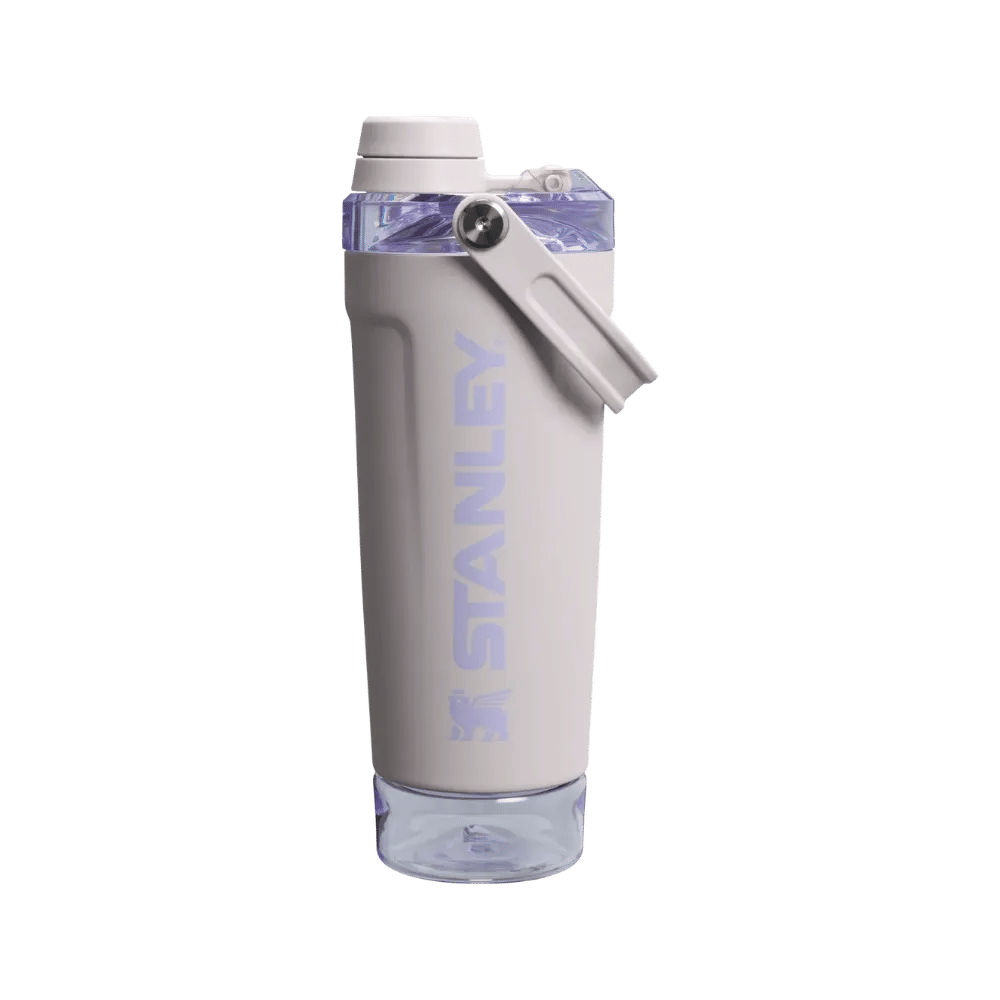 Stanley The Vitalize™ Shaker Bottle 20 oz Sahara