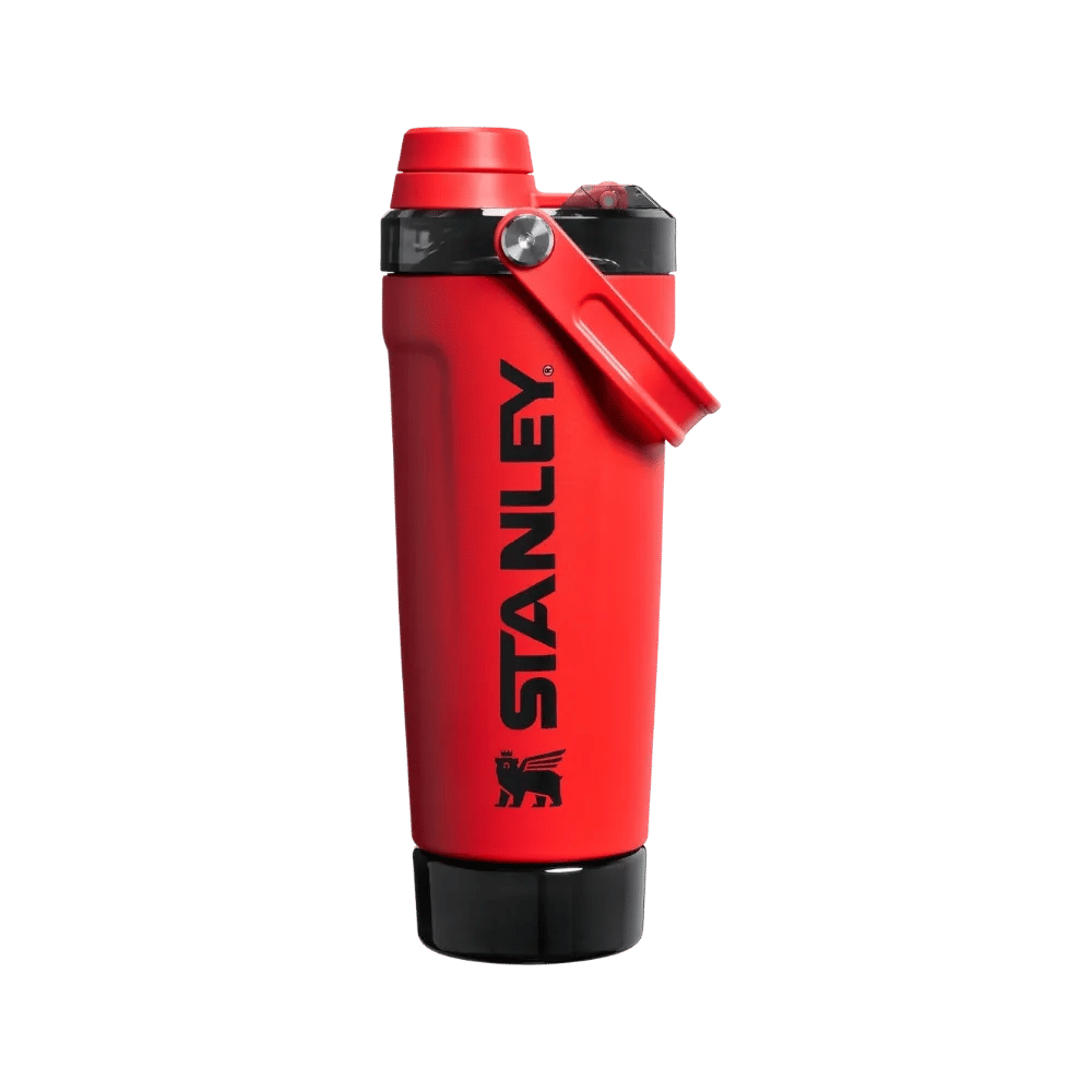 Stanley The Vitalize™ Shaker Bottle 20 oz Chili Black