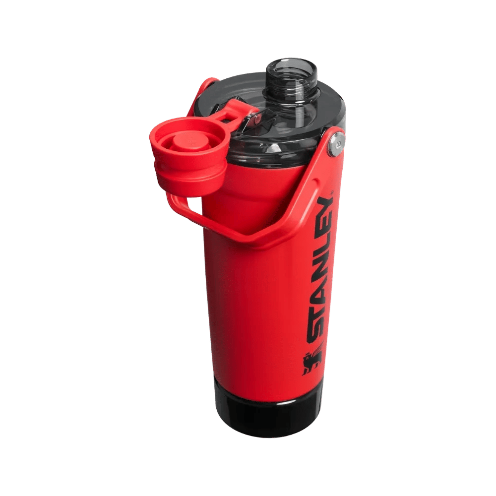 Stanley The Vitalize™ Shaker Bottle 20 oz Chili Black
