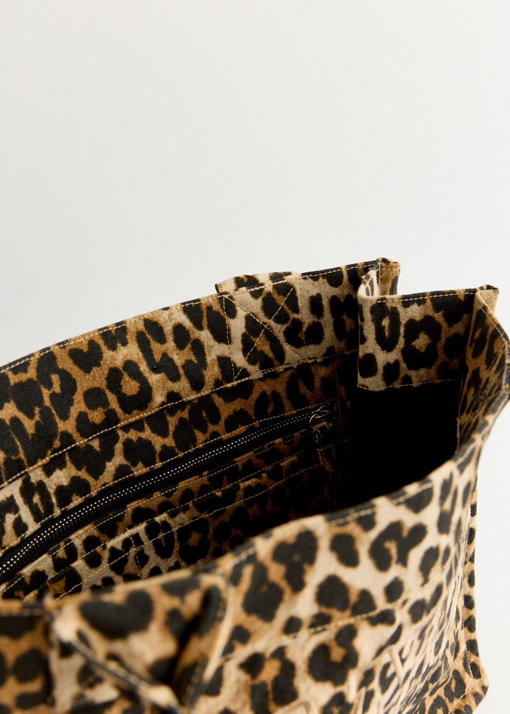 Ganni Large Easy Shopper Tote