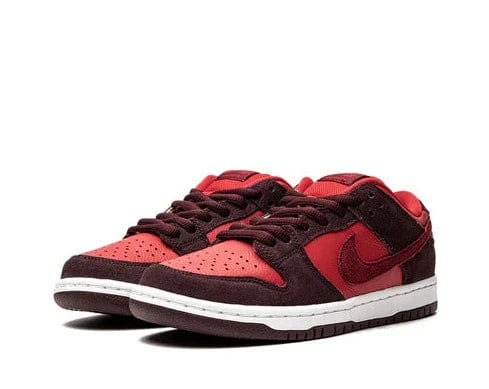 My Store NIKE SB DUNK LOW CHERRY