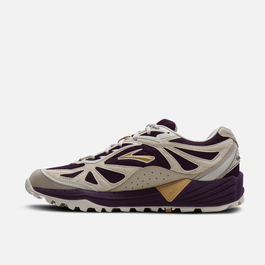 Brooks CASCADIA 1 - BEET / MOONBEAM / GREY