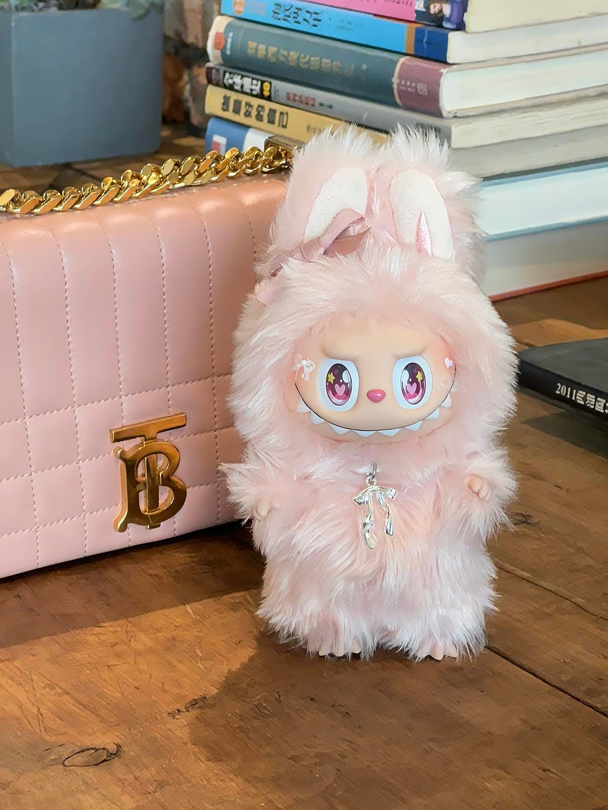 Labubu Runaway Sweetheart Labubu