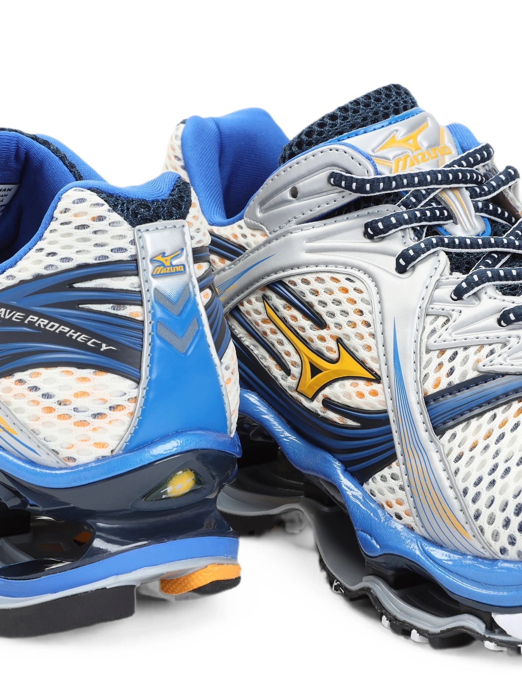 Mizuno Wave Prophecy sneakers