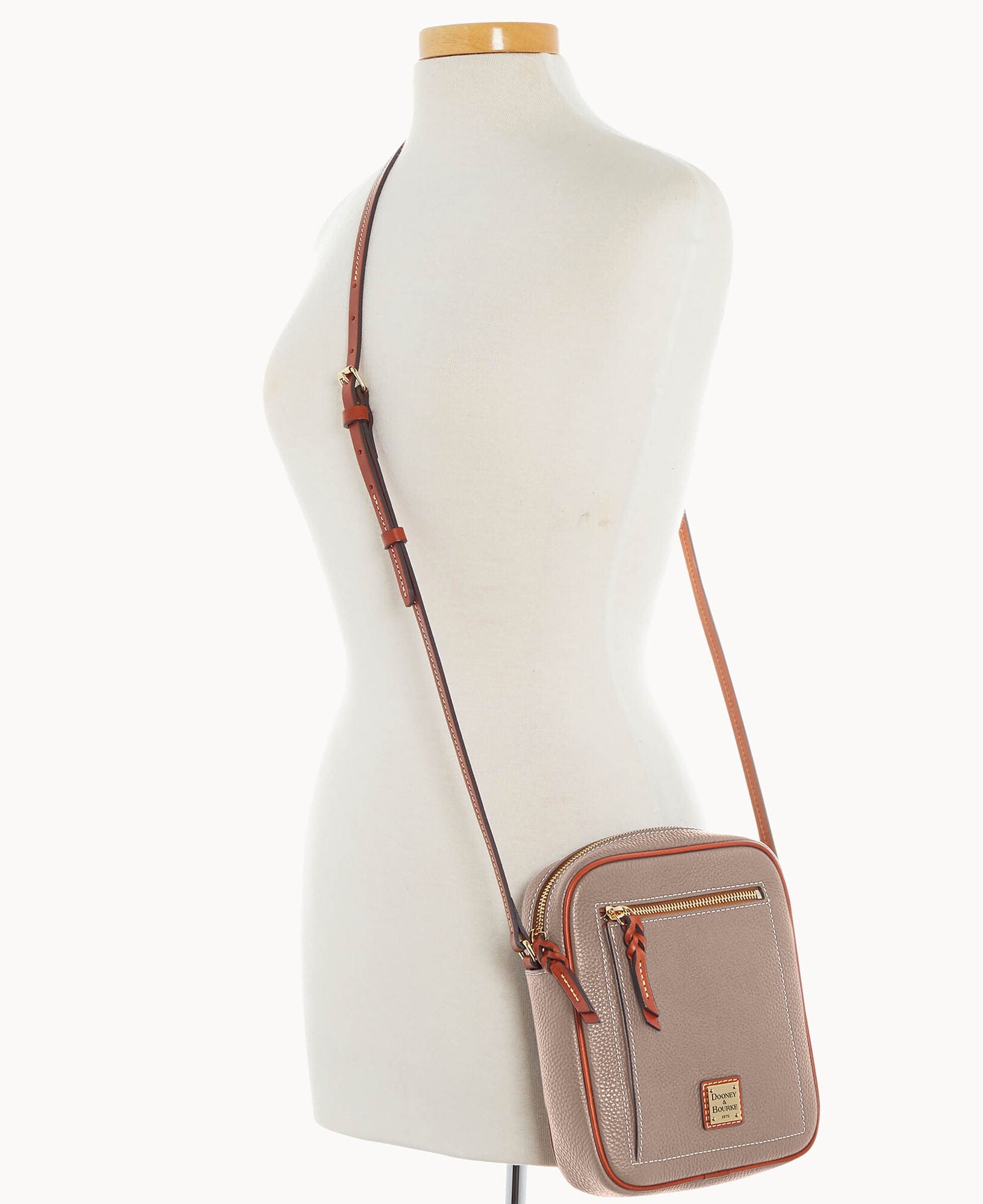 Dooney & Bourke Pebble Grain Camera Crossbody