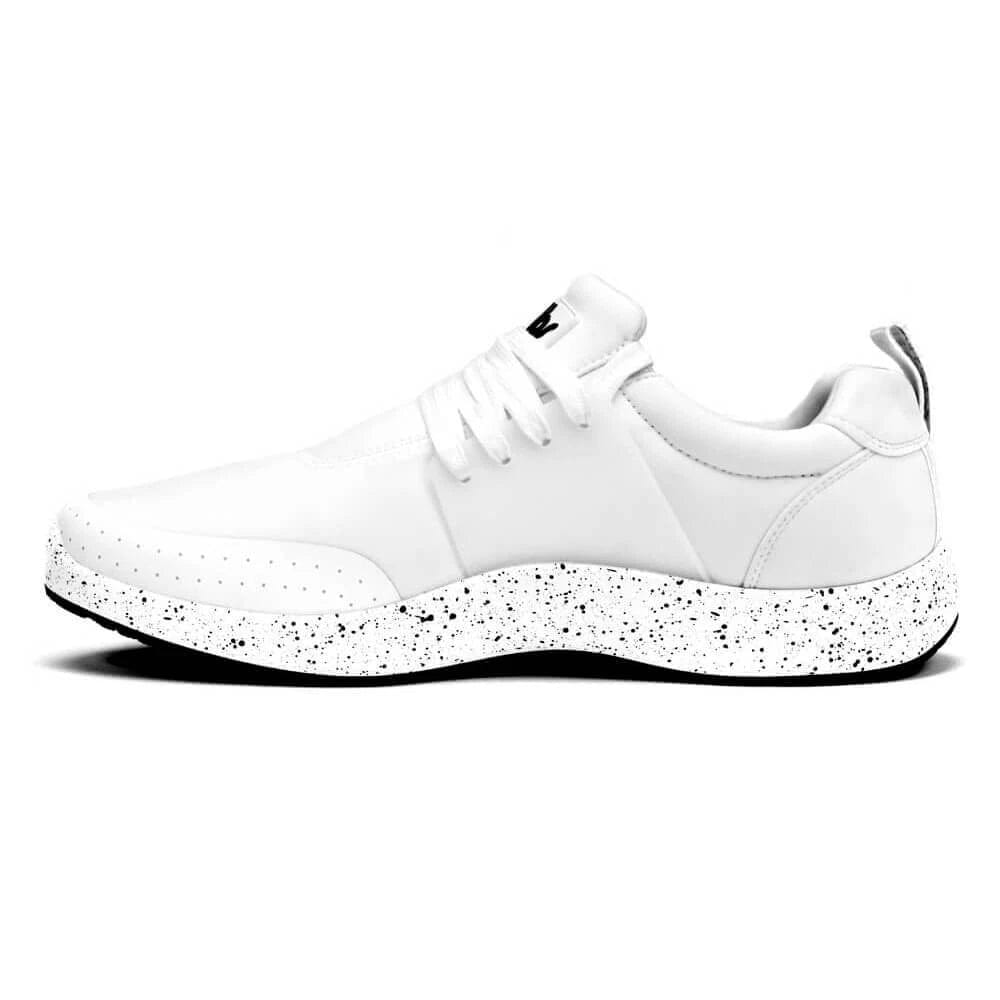 WHITE* Snibbs Spacecloud Sneaker Women's White Water - Resistant Work Shoes HAM601