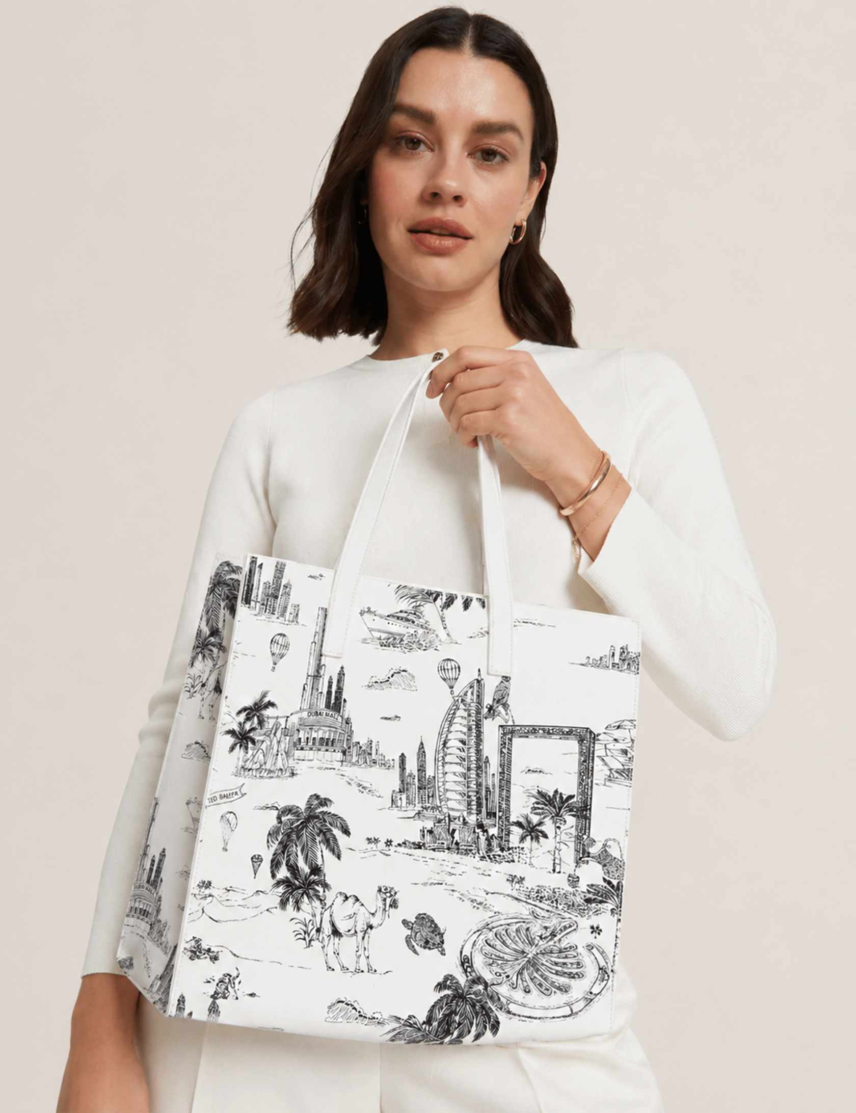 Ted Baker ZOILAAH Dubai Exclusive Large Icon Bag Ivory