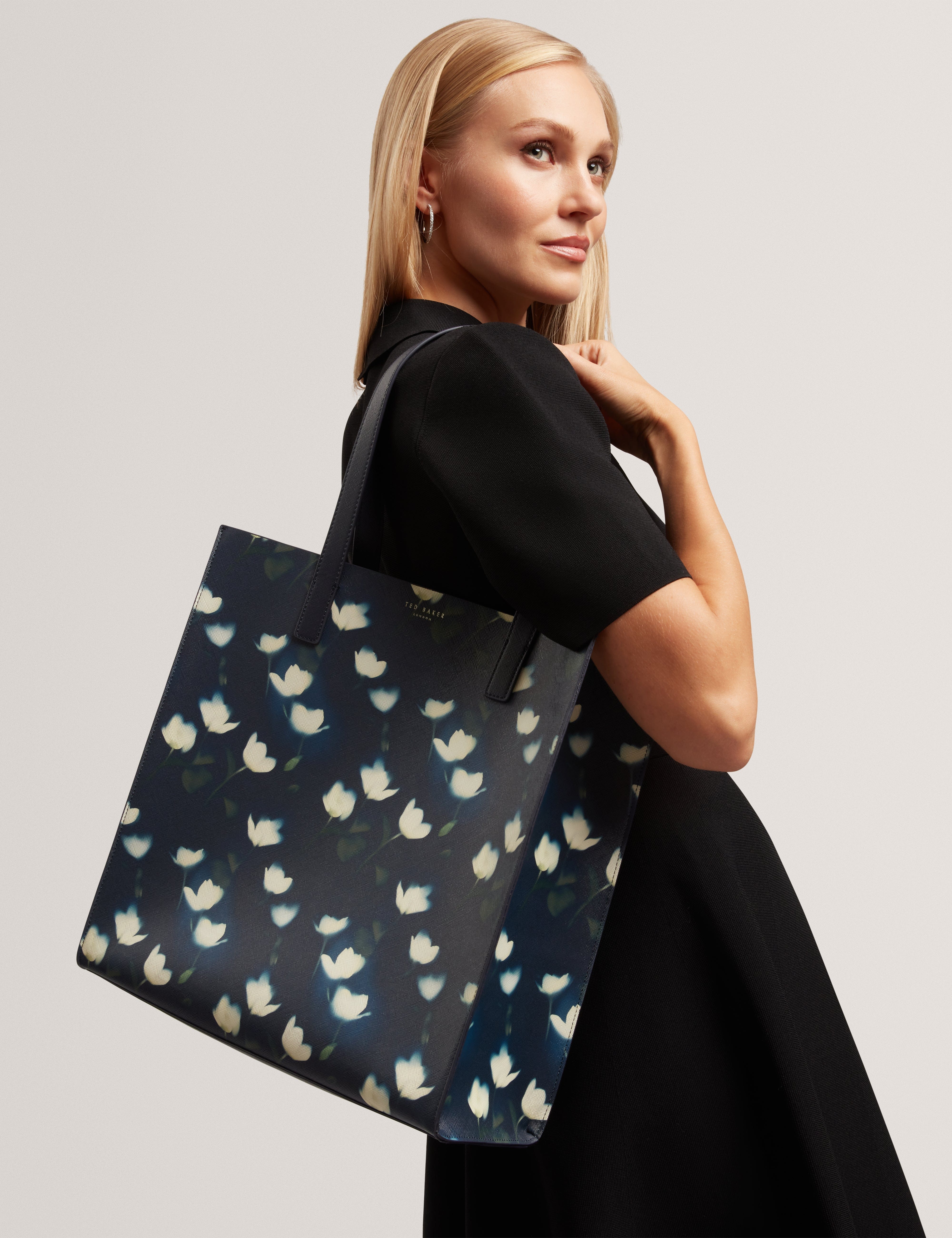 Ted Baker Tuulcon Large Tulip Printed Icon Bag Navy