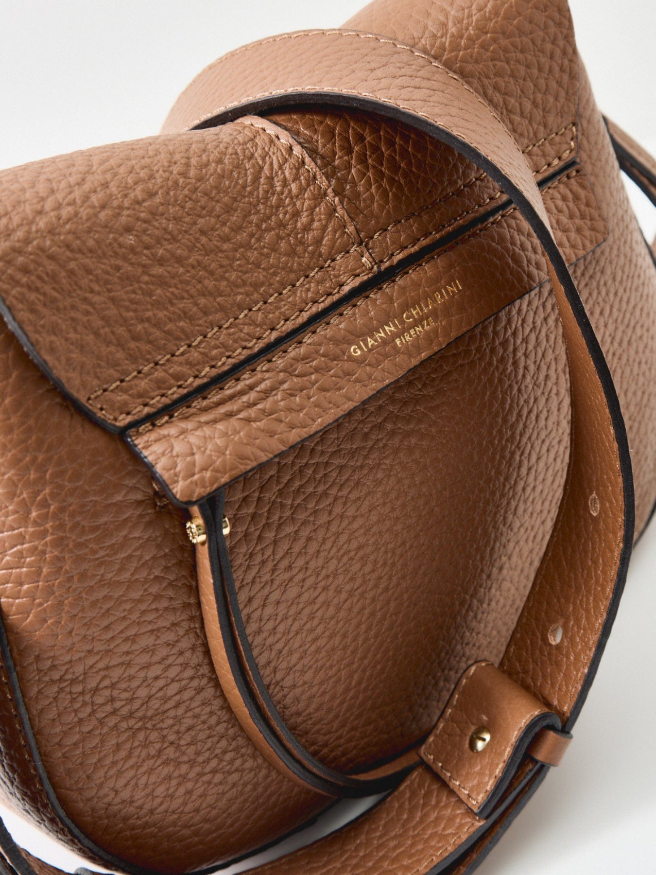 Gianni Chiarini New Helena Round Large Tote Bag Tan