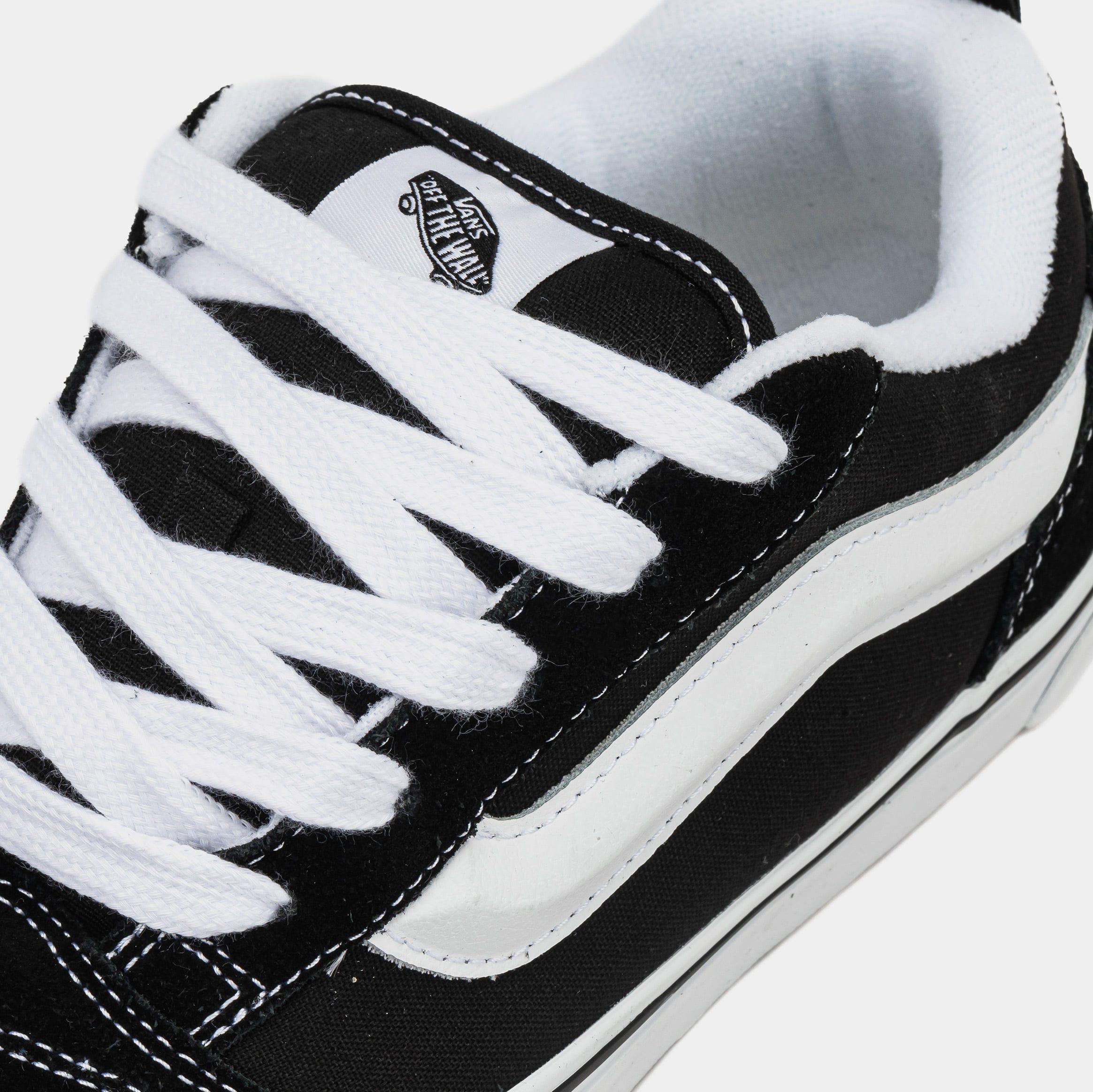 Vans Knu Skool Grade School Lifestyle Shoes (Black/White)