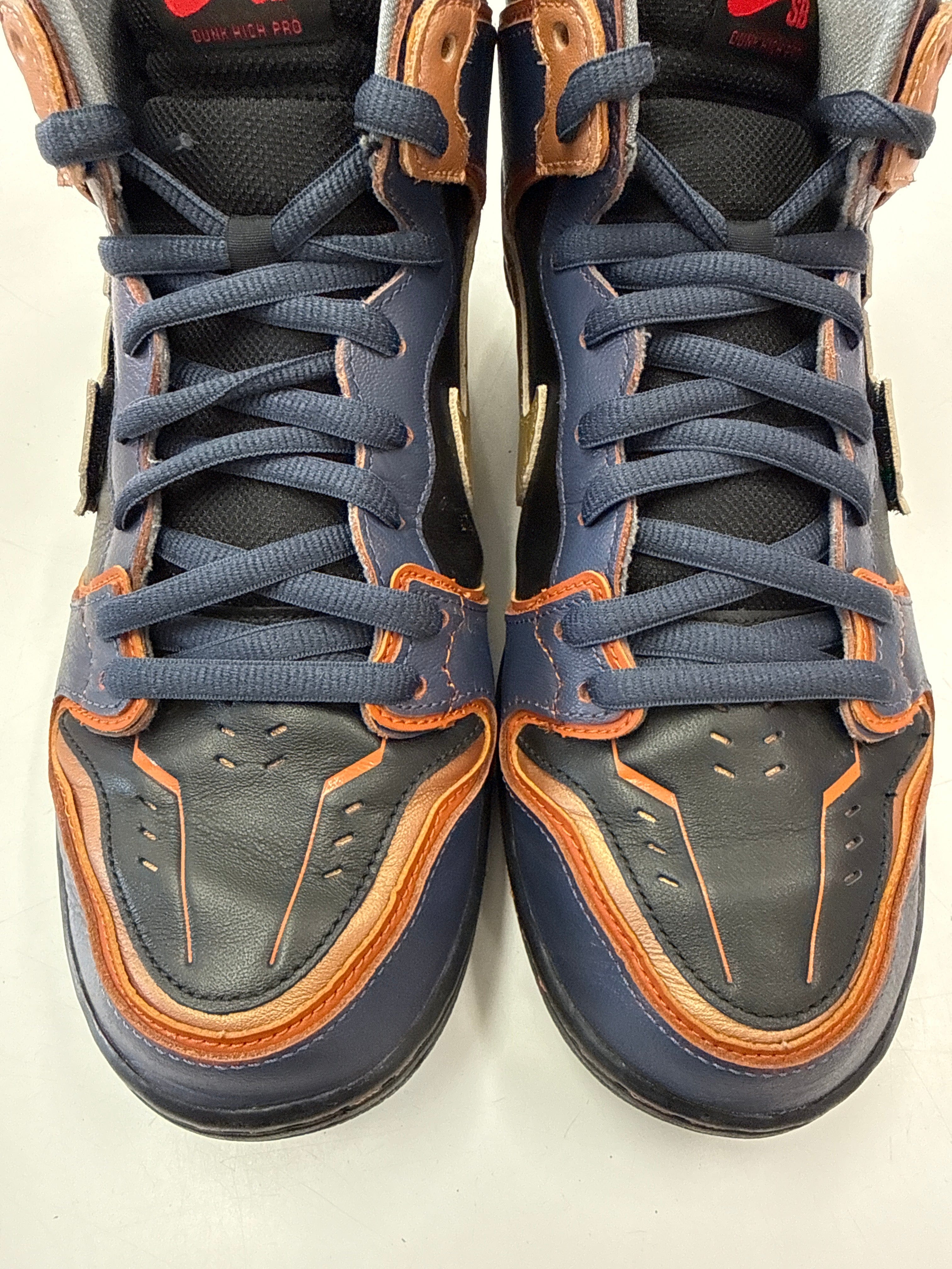 High SB DUNK HIGH PRO QS GUNDAM BANSHEE - SIZE 10.5 (WORN)