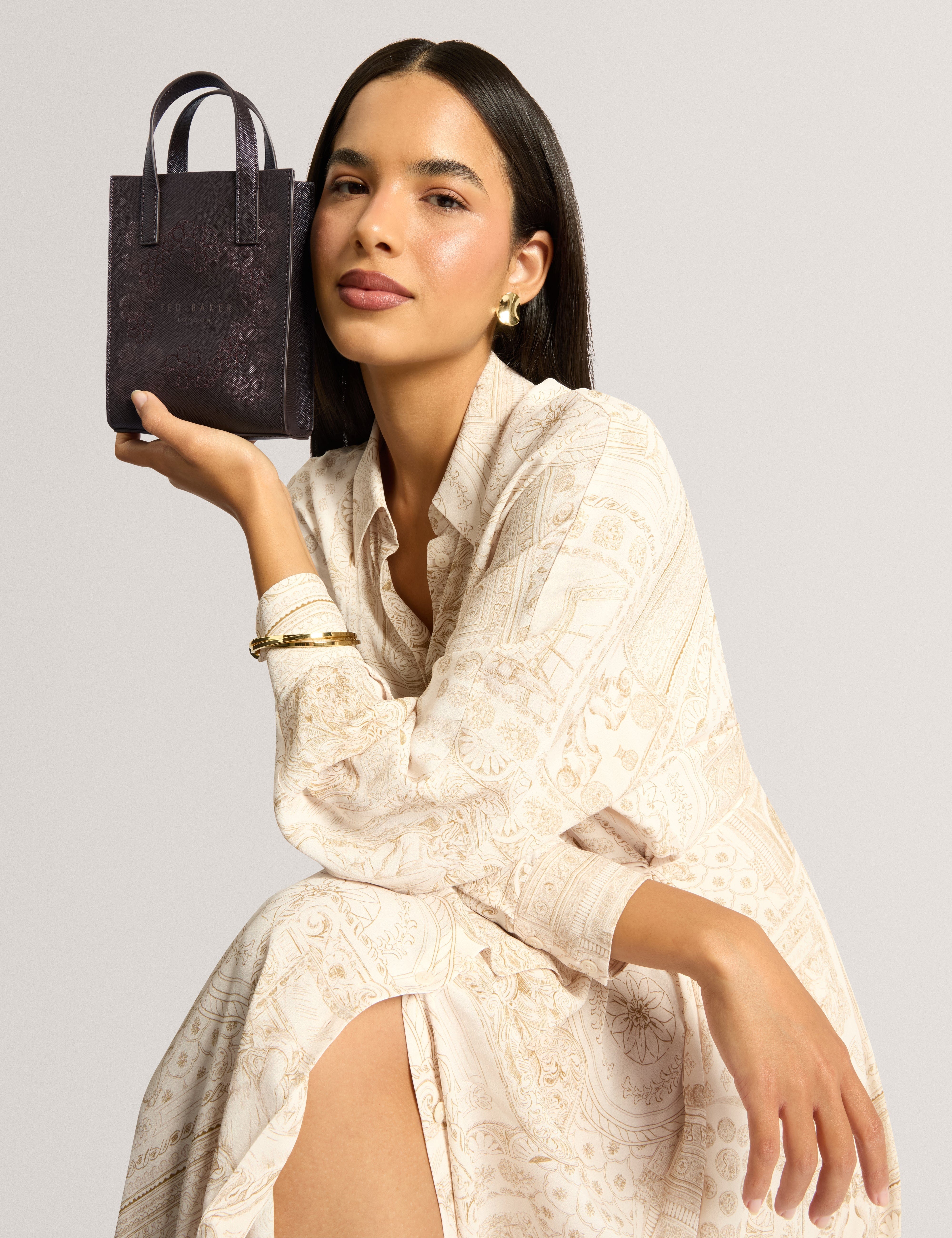 Ted Baker Reocon Embroidery Floral Mini Icon Bag Brn - Choc