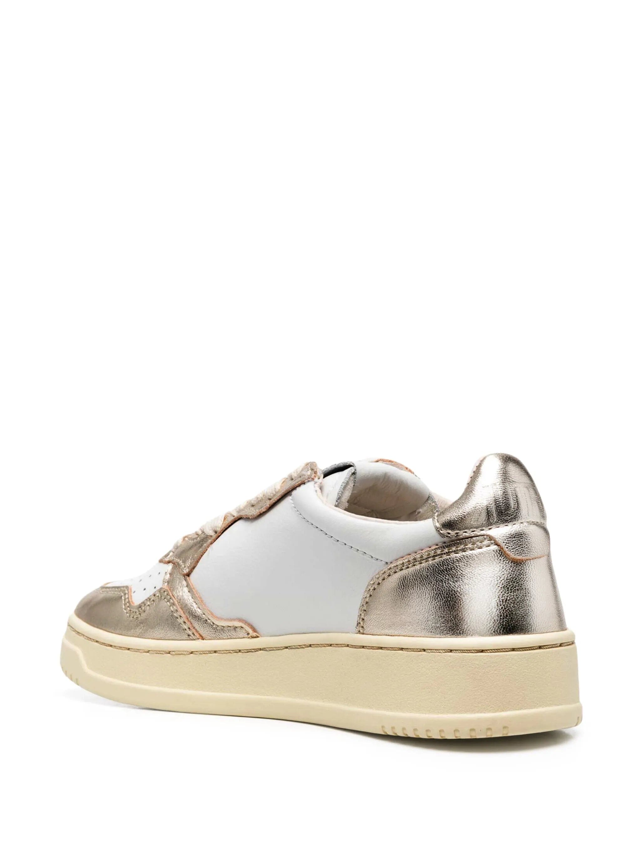 Autry Medalist perforated - detailing sneakers
