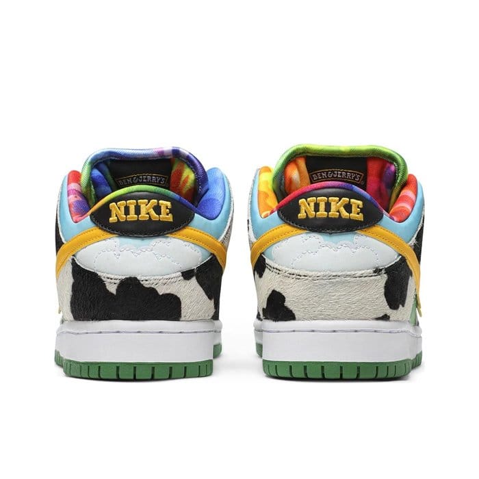 HYPE Elixir Ben & Jerry's x Dunk Low SB Chunky Dunky - Normal box