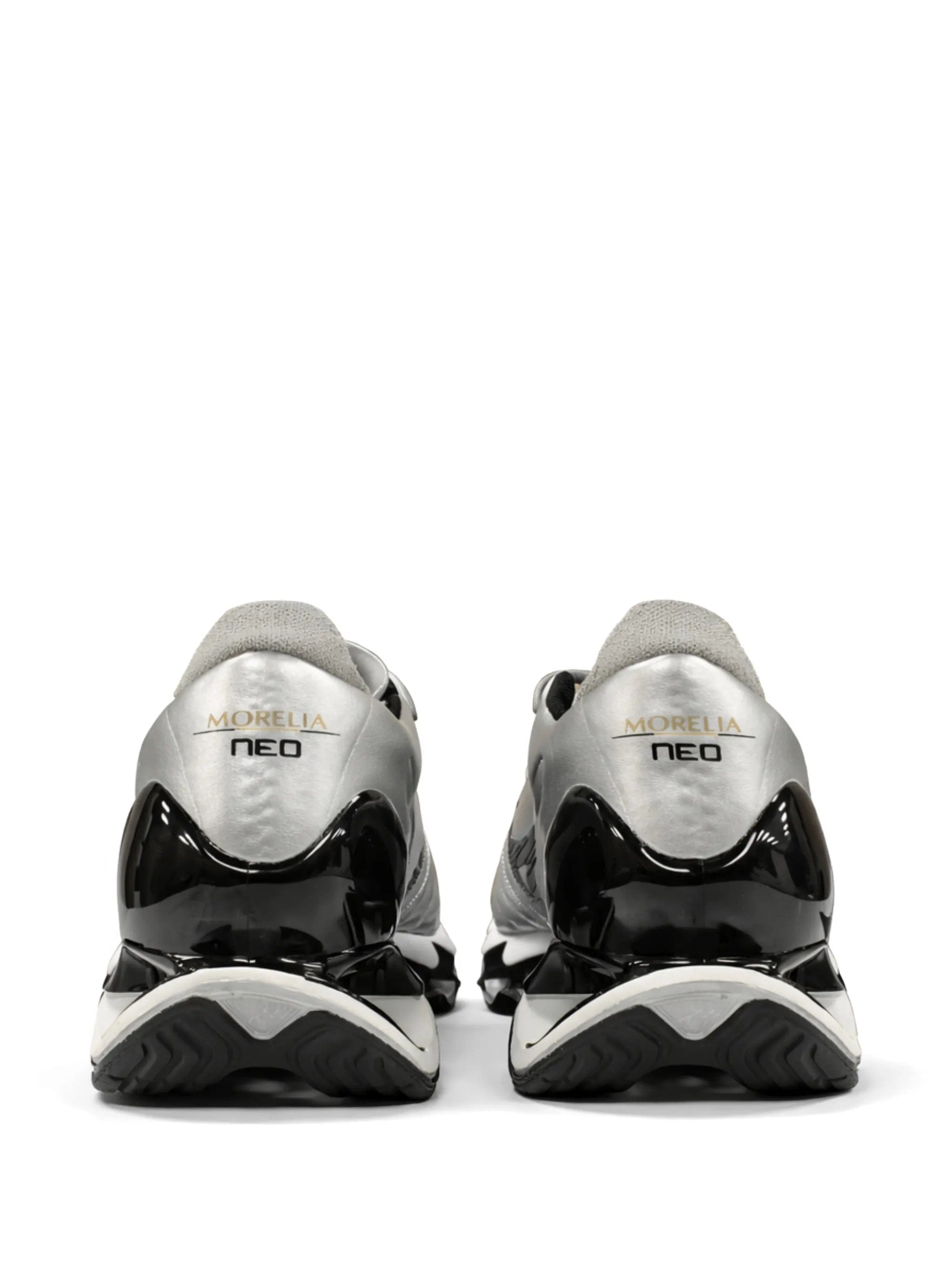 Mizuno Wave Prophecy sole sneakers