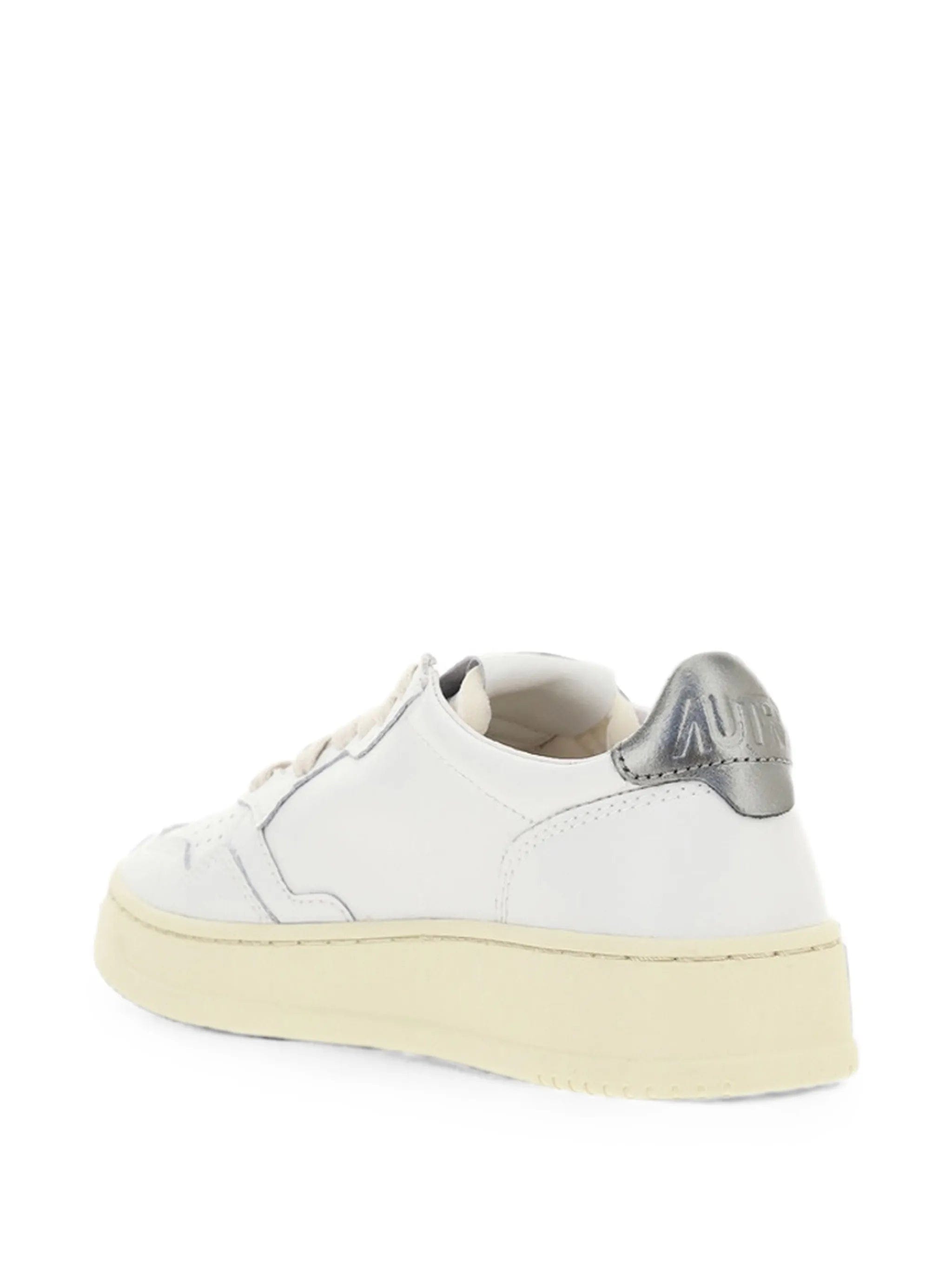 Autry Medalist low sneakers in white and silver leather