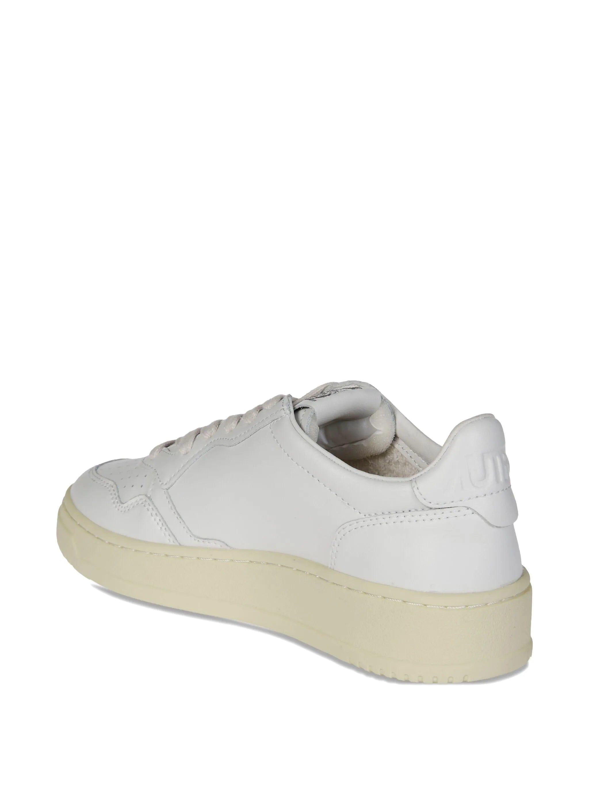 Autry Medalist Low perforated leather sneakers