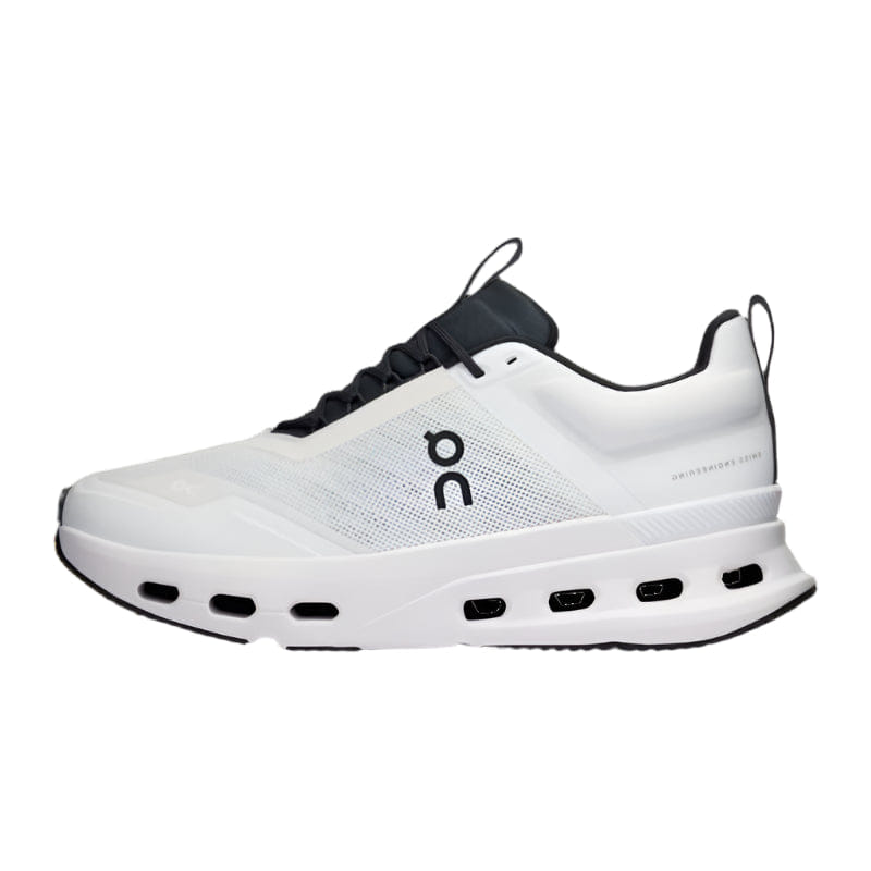 ON Cloudnova x White Black