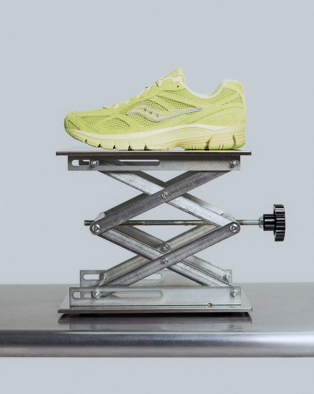 Saucony x 3sixteen Pro Grid Guide 7