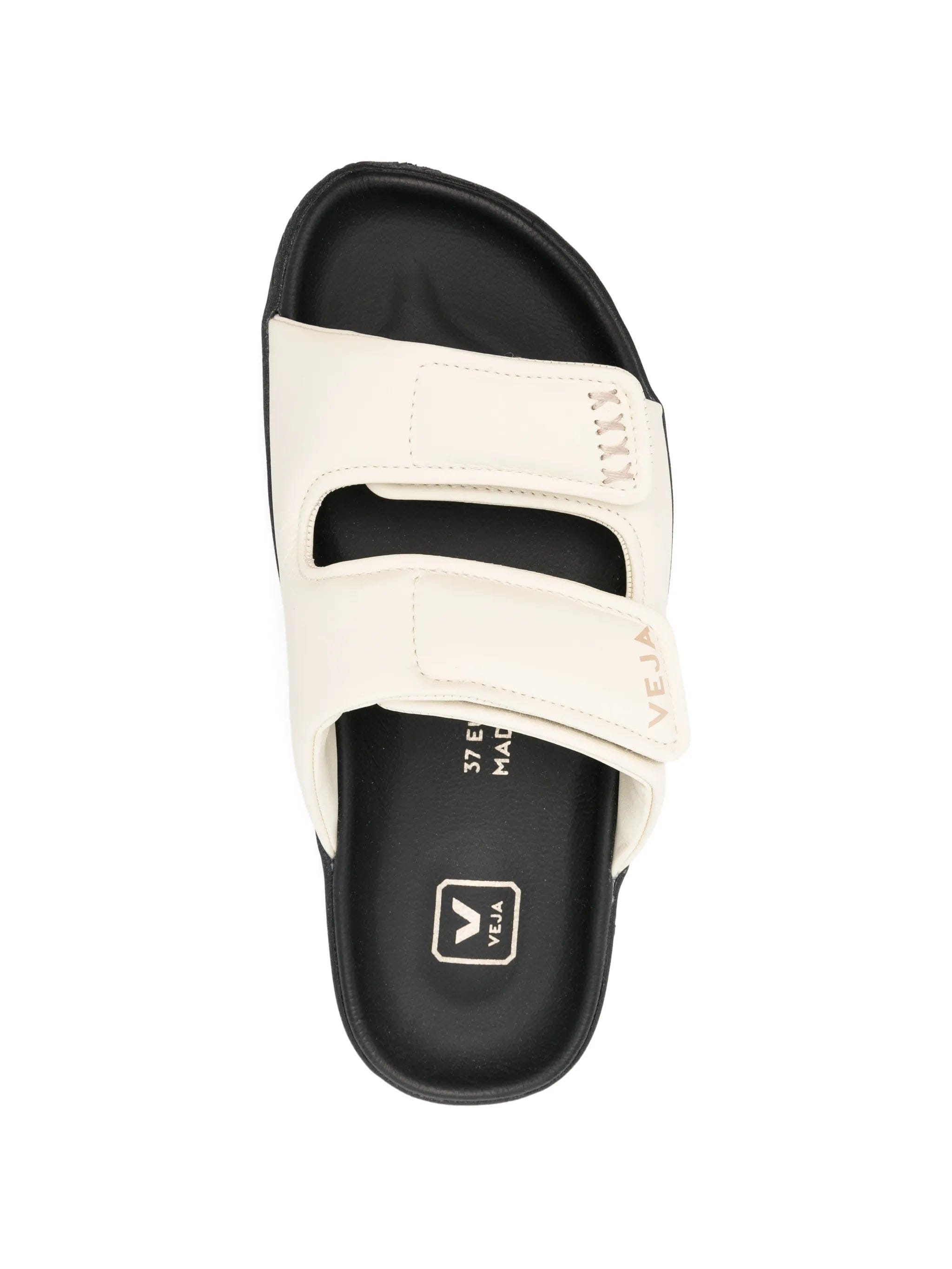 VEJA Etna bold sandals
