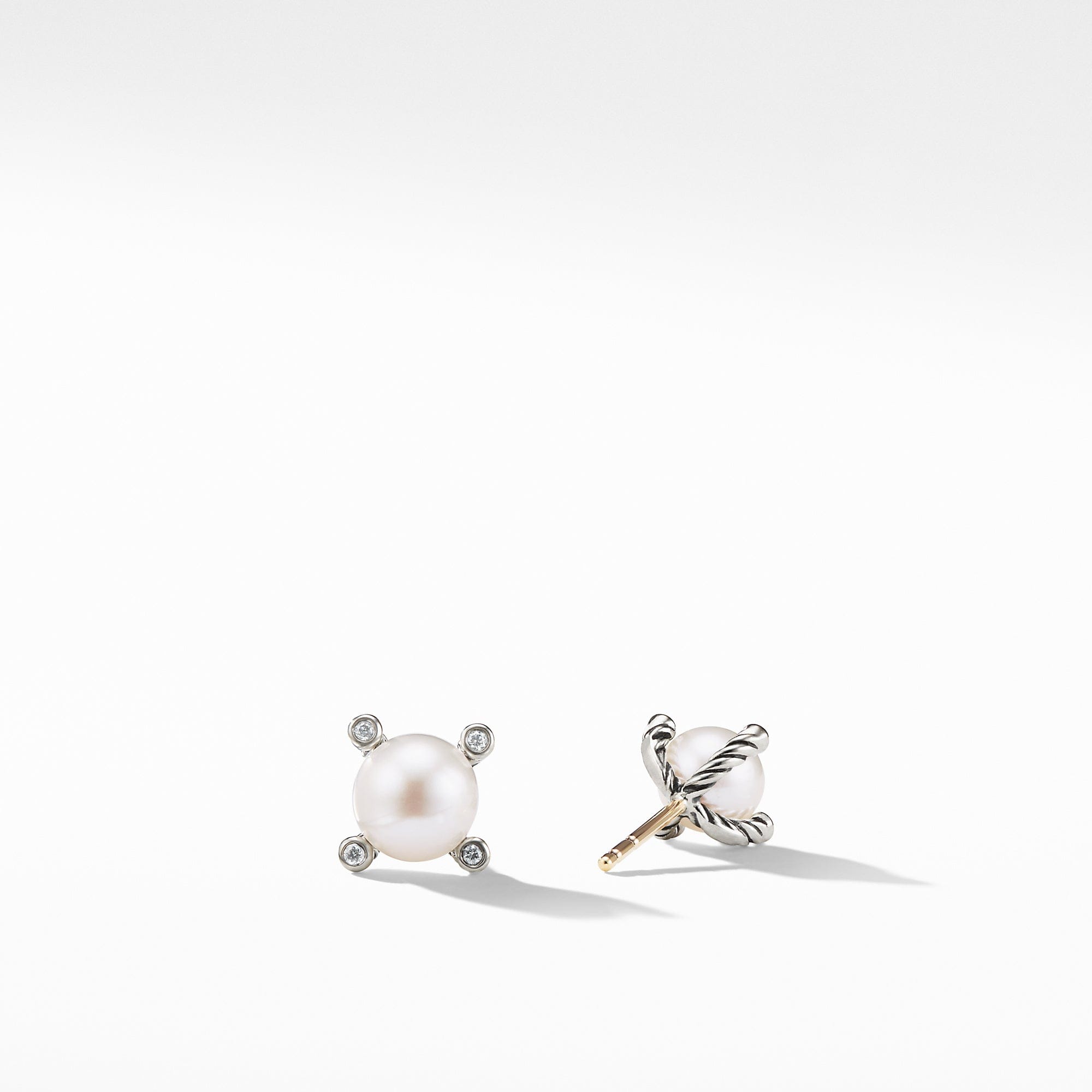 David Yurman Small Pearl Earrings with Diamonds - E09009DSSDPEDI