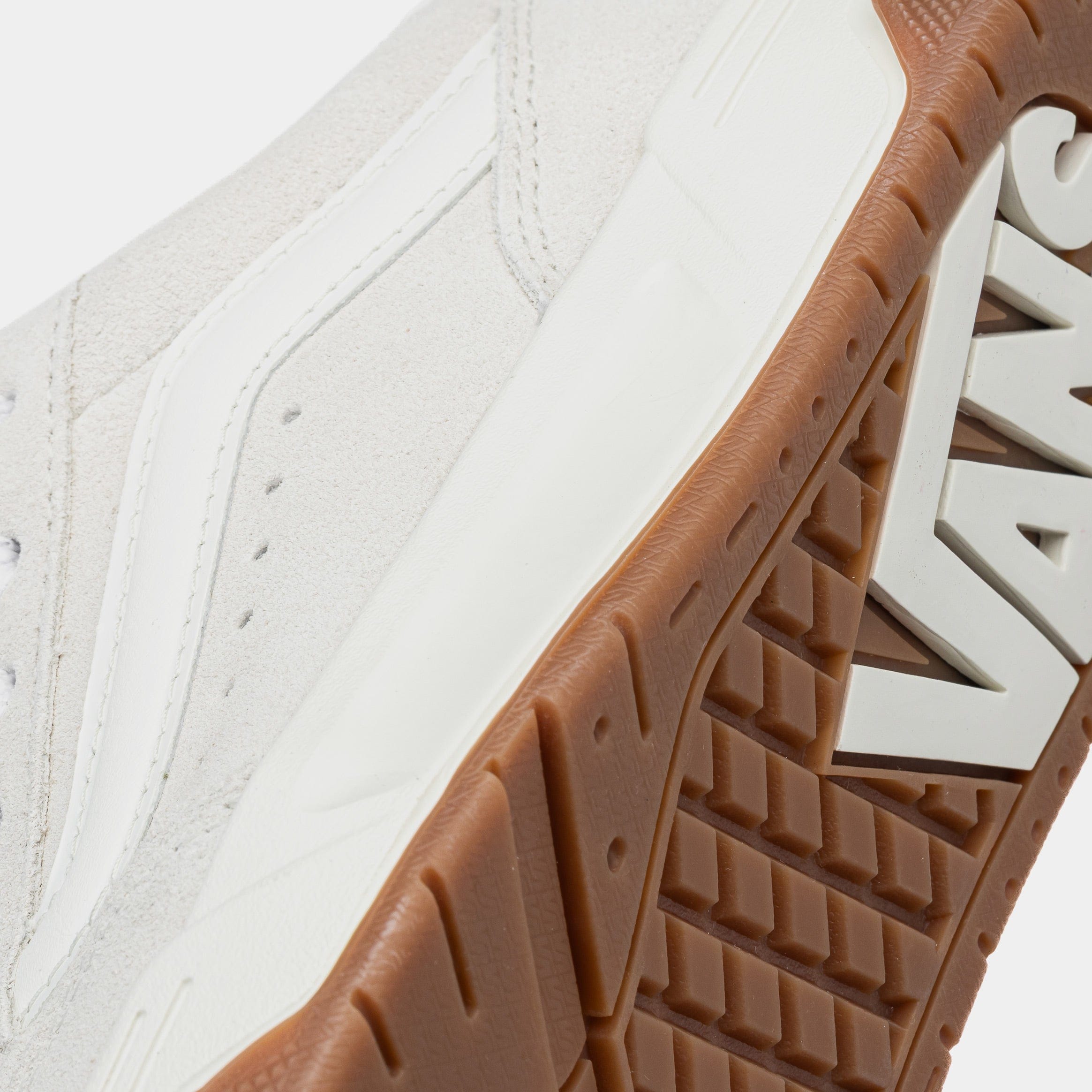 Vans Hylane Mens Lifestyle Shoes (Black/White/Gum)