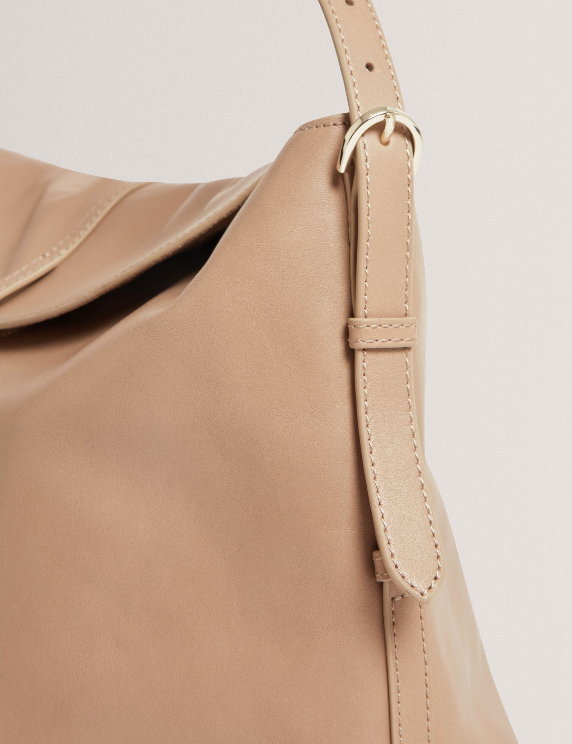 Ted Baker Rysann Bar Detail Slouch Leather Shoulder Bag Camel Women's