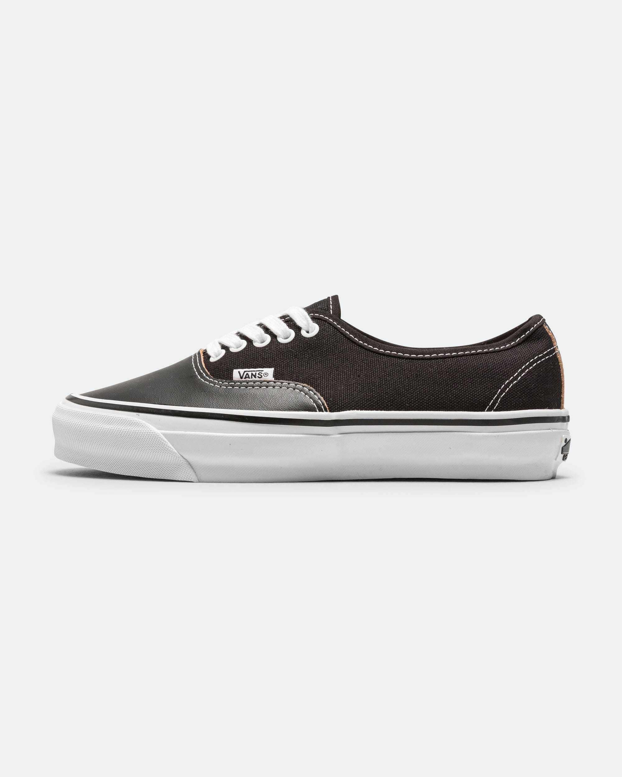 Vans OTW Authentic 44 Siped Vibram - Black