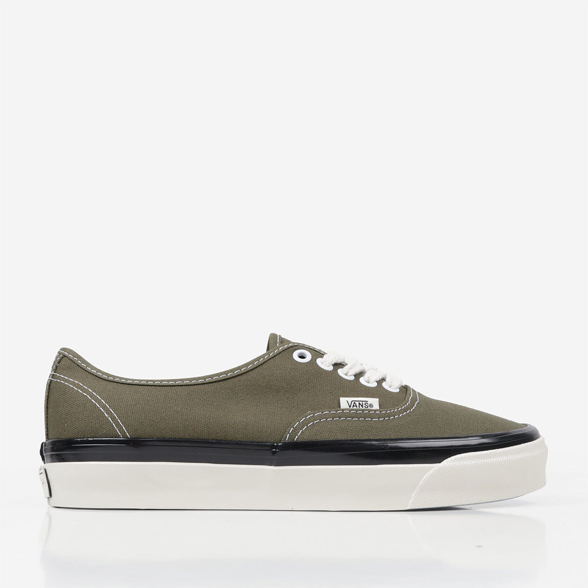 Vans Premium Authentic 44 Deck Shoes
