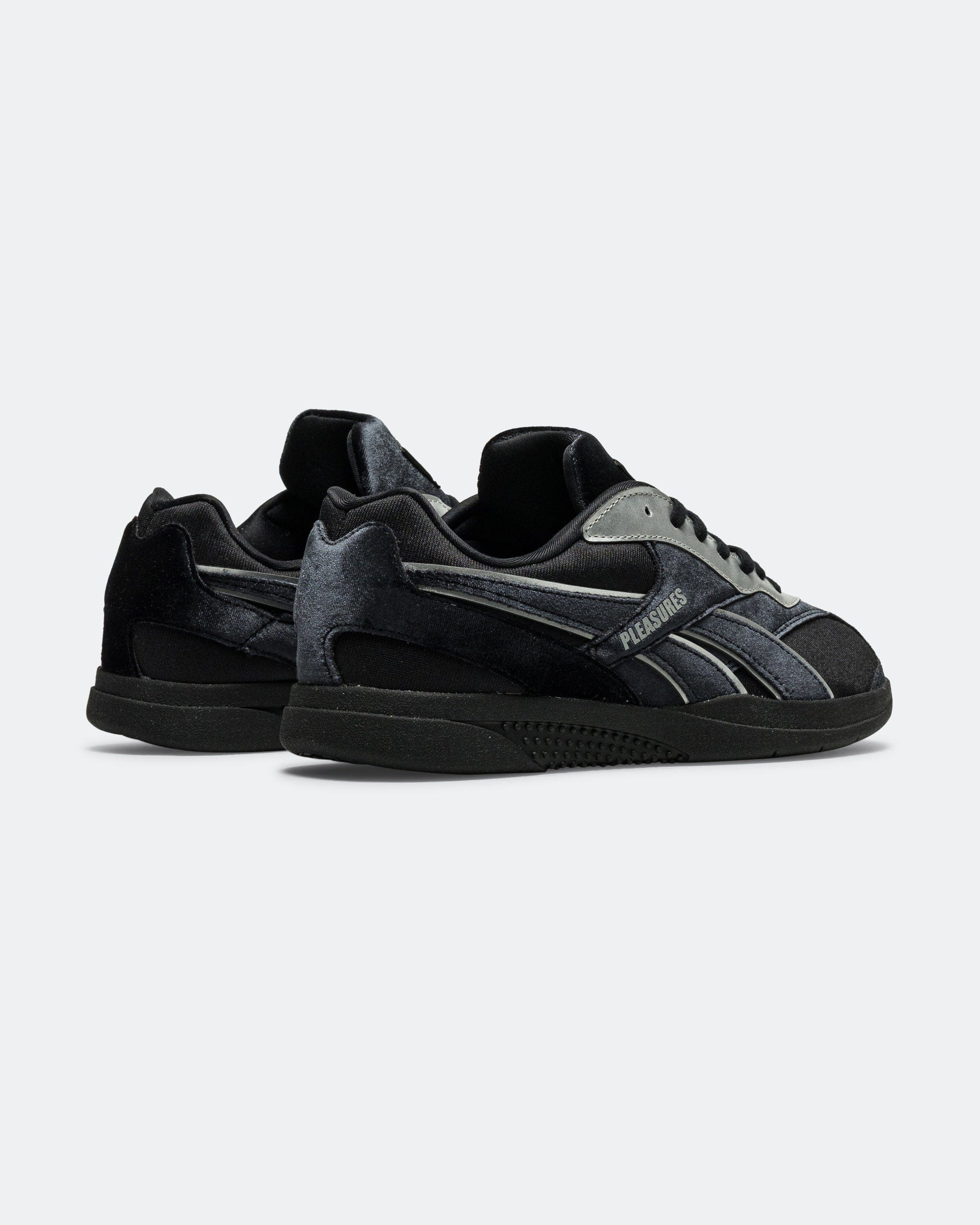 Reebok Hammer Street x PLEASURES - Black/Silver