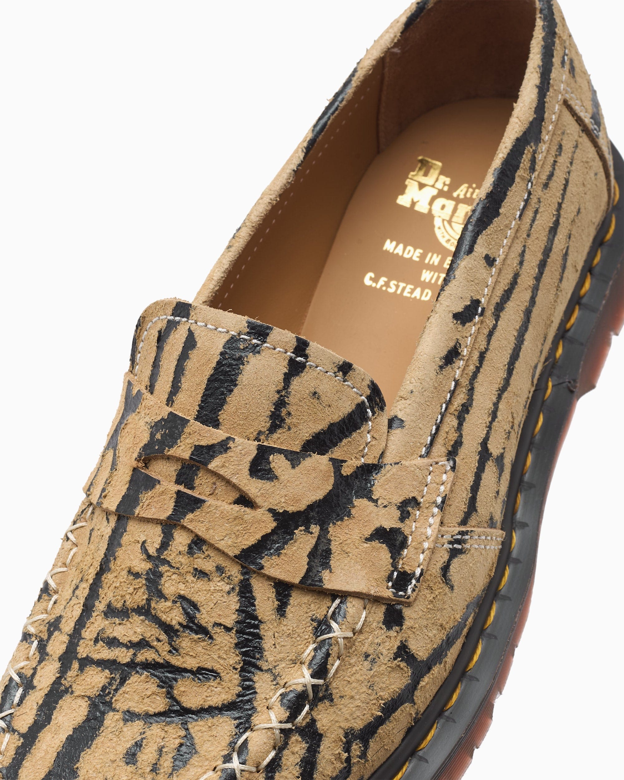 Dr. Martens Zapatos Dr. Martens Delapre Penny Wild Emboss Unisex